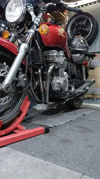 Honda CB 750 - foto 3