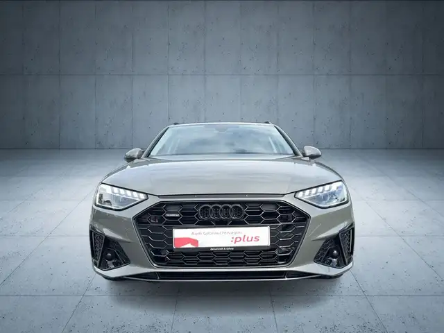Audi A4 view 8