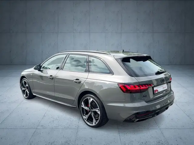 Audi A4 view 3