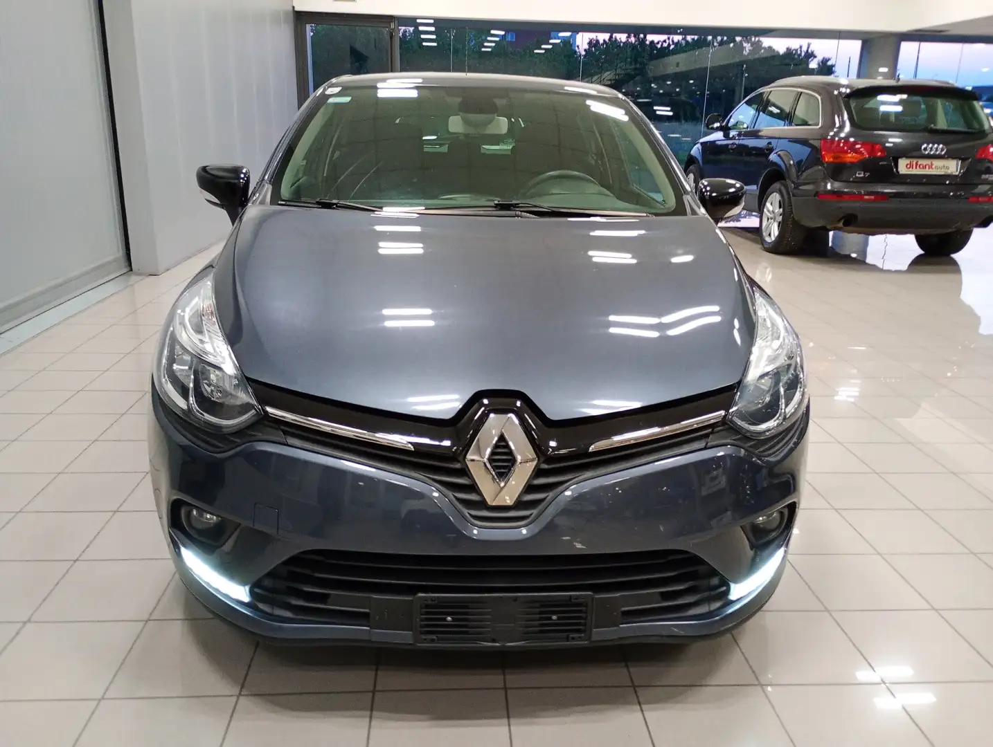 Renault Clio CLIO TCE 12V 90CV S&S 5P LIMITED - NEOPATENTATI - Gris - 2