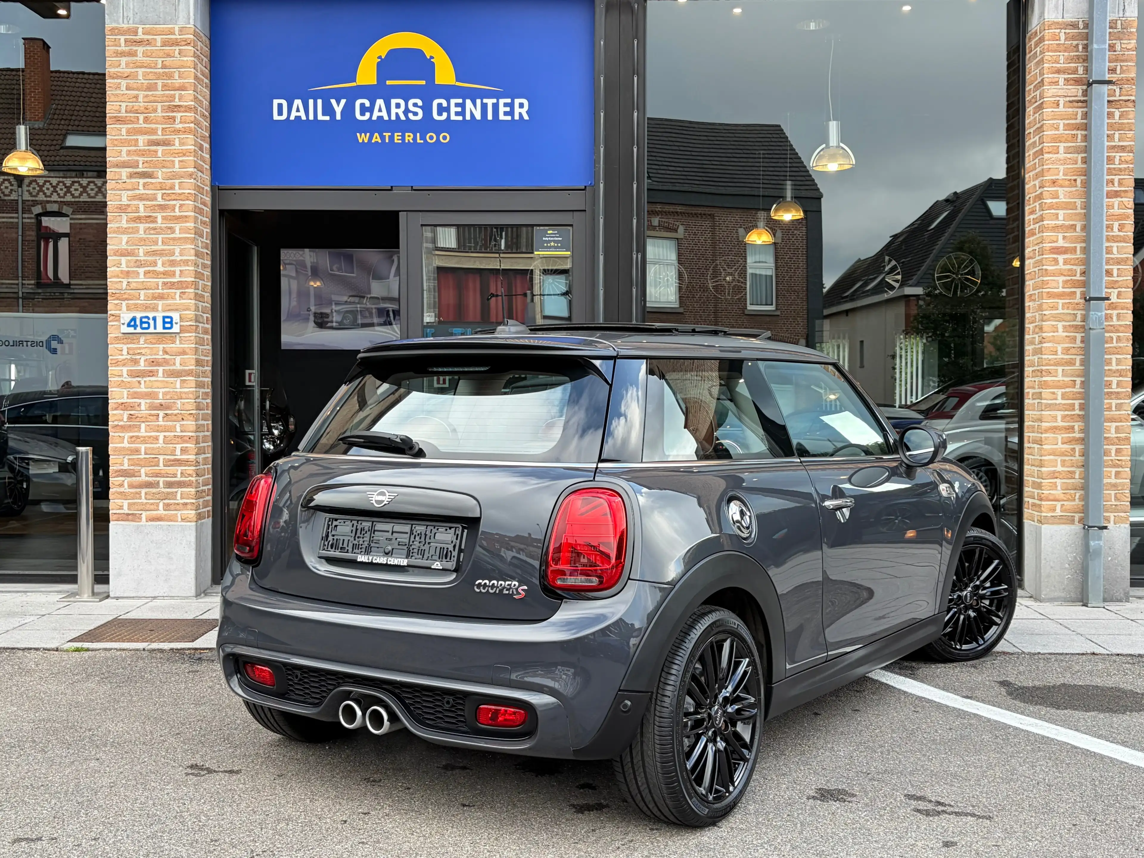 MINI Cooper S 2.0A I Pano I Auto I Navi I Cuir I Led adaptatif I Carnet MINI — photo 9