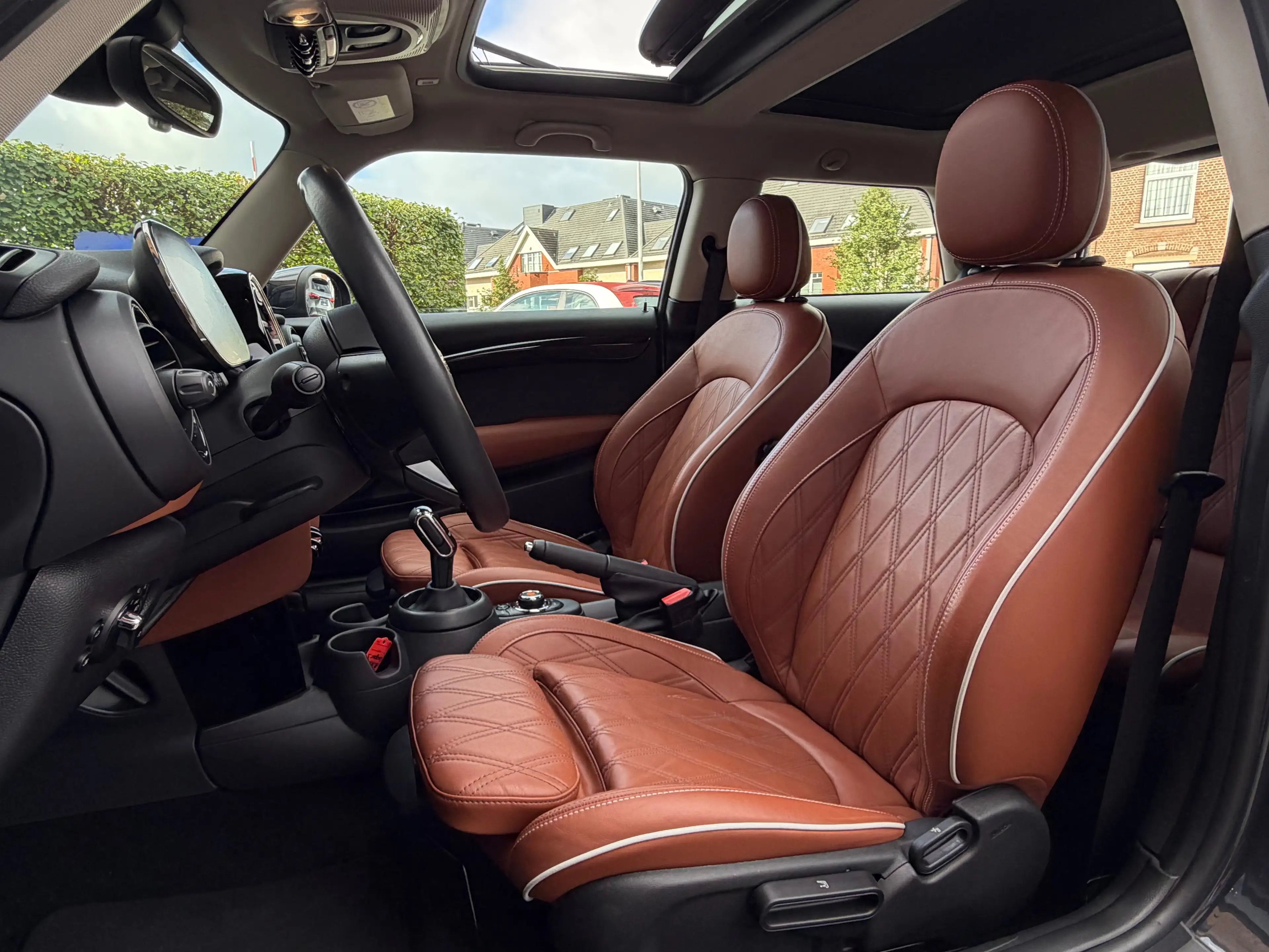 MINI Cooper S 2.0A I Pano I Auto I Navi I Cuir I Led adaptatif I Carnet MINI — photo 8