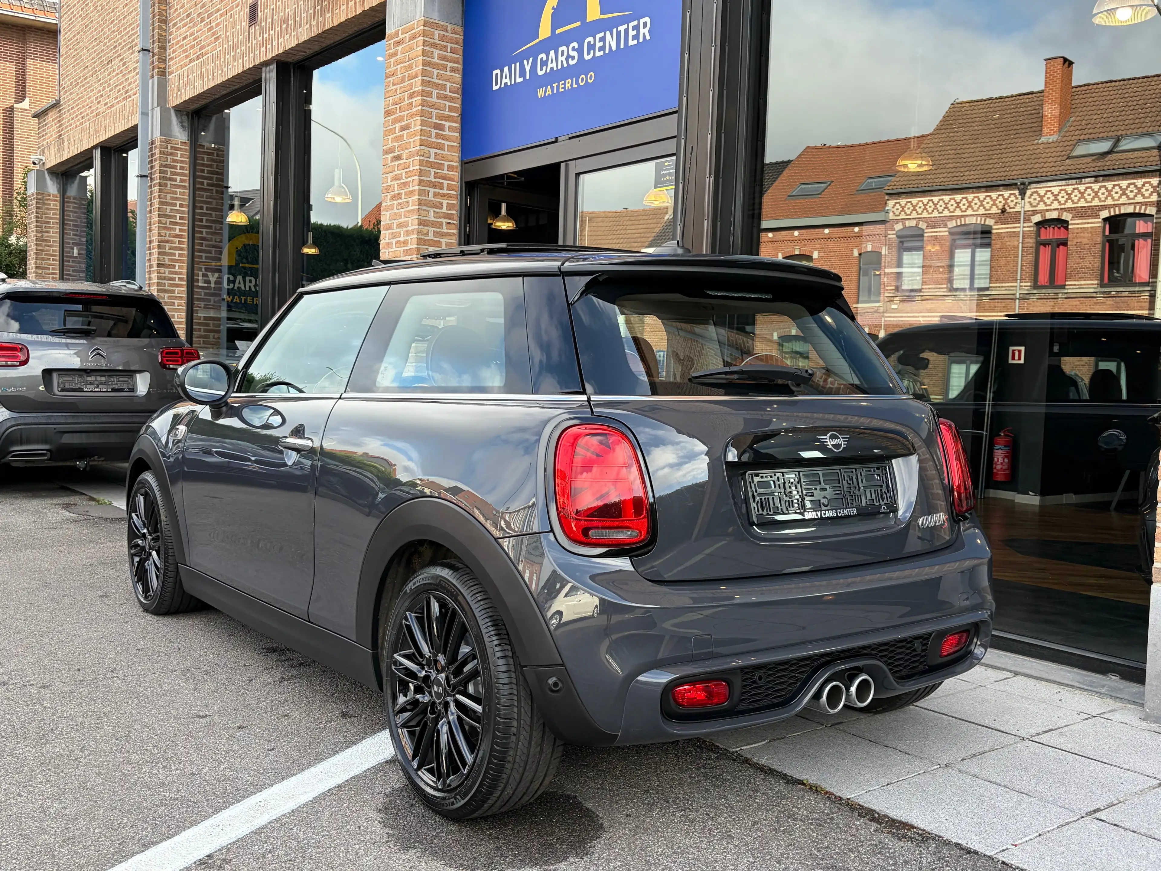 MINI Cooper S 2.0A I Pano I Auto I Navi I Cuir I Led adaptatif I Carnet MINI — photo 4
