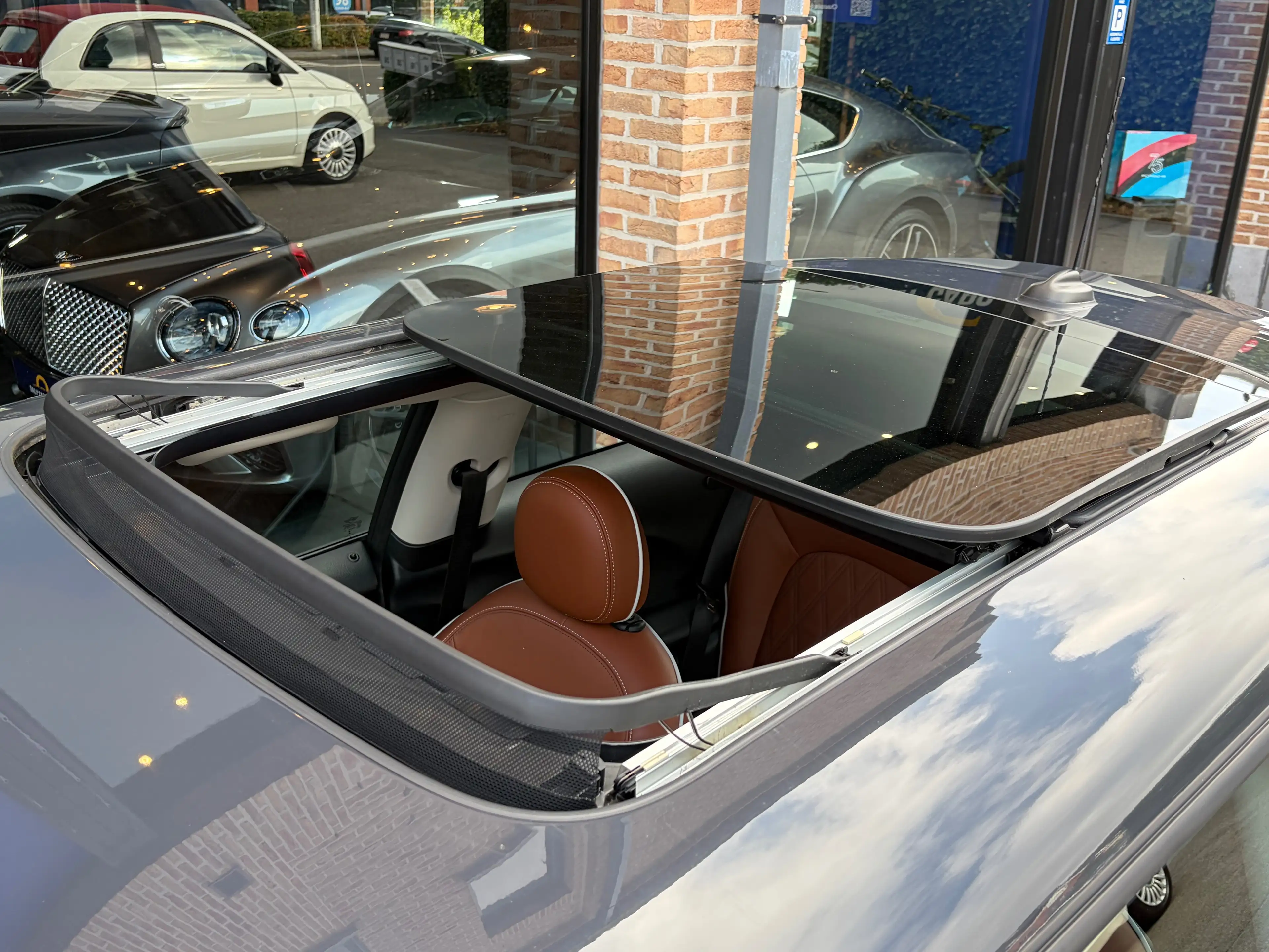MINI Cooper S 2.0A I Pano I Auto I Navi I Cuir I Led adaptatif I Carnet MINI — photo 2