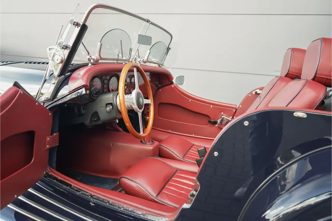 Morgan Plus 3.9 V8 2-seater Orgineel Nederlands, foto 2