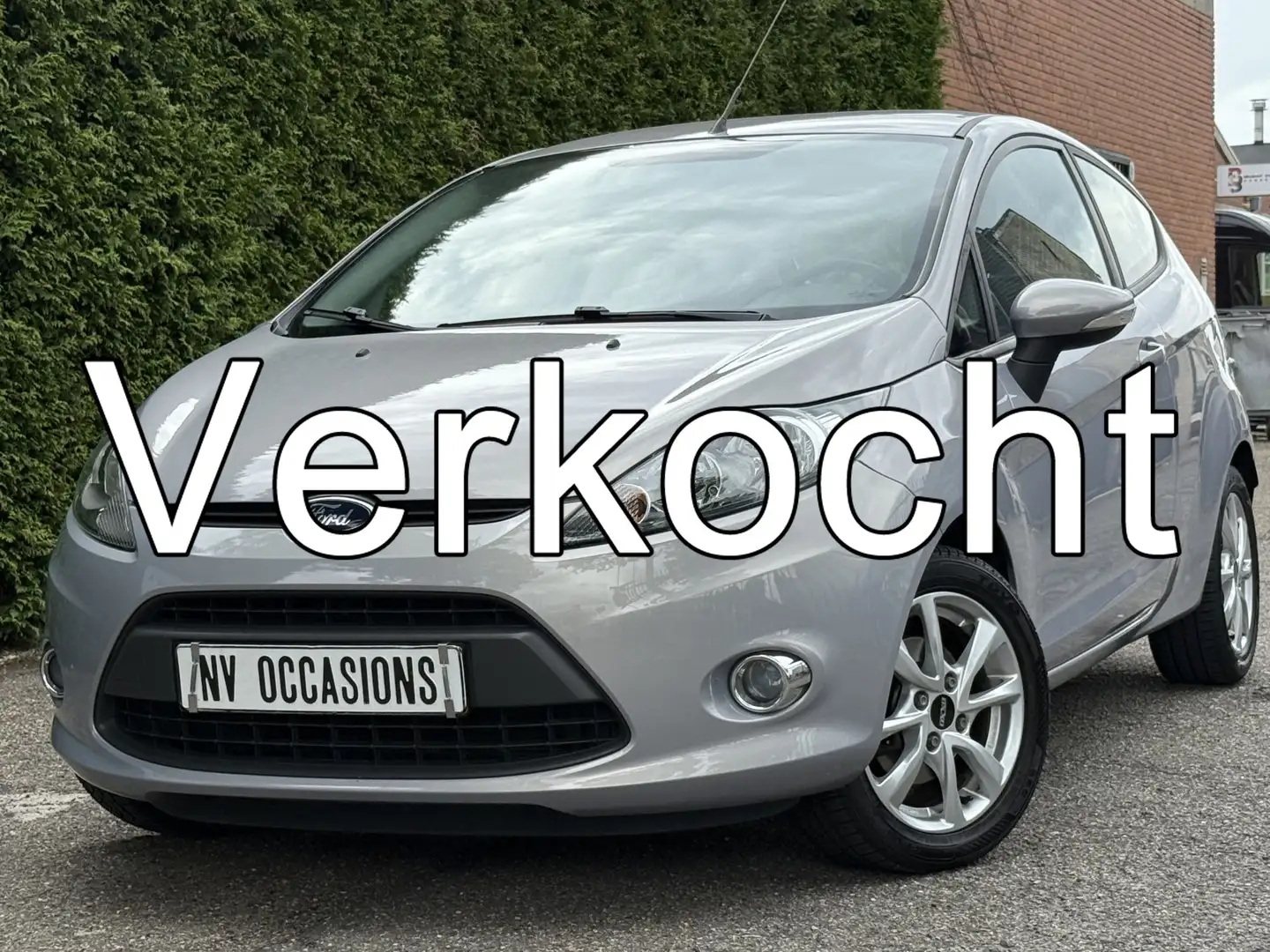 Ford Fiesta 1.4 Titanium AIRCO/AUTOMAAT/STOELVW/VOORRUITVW/71D Grau - 1