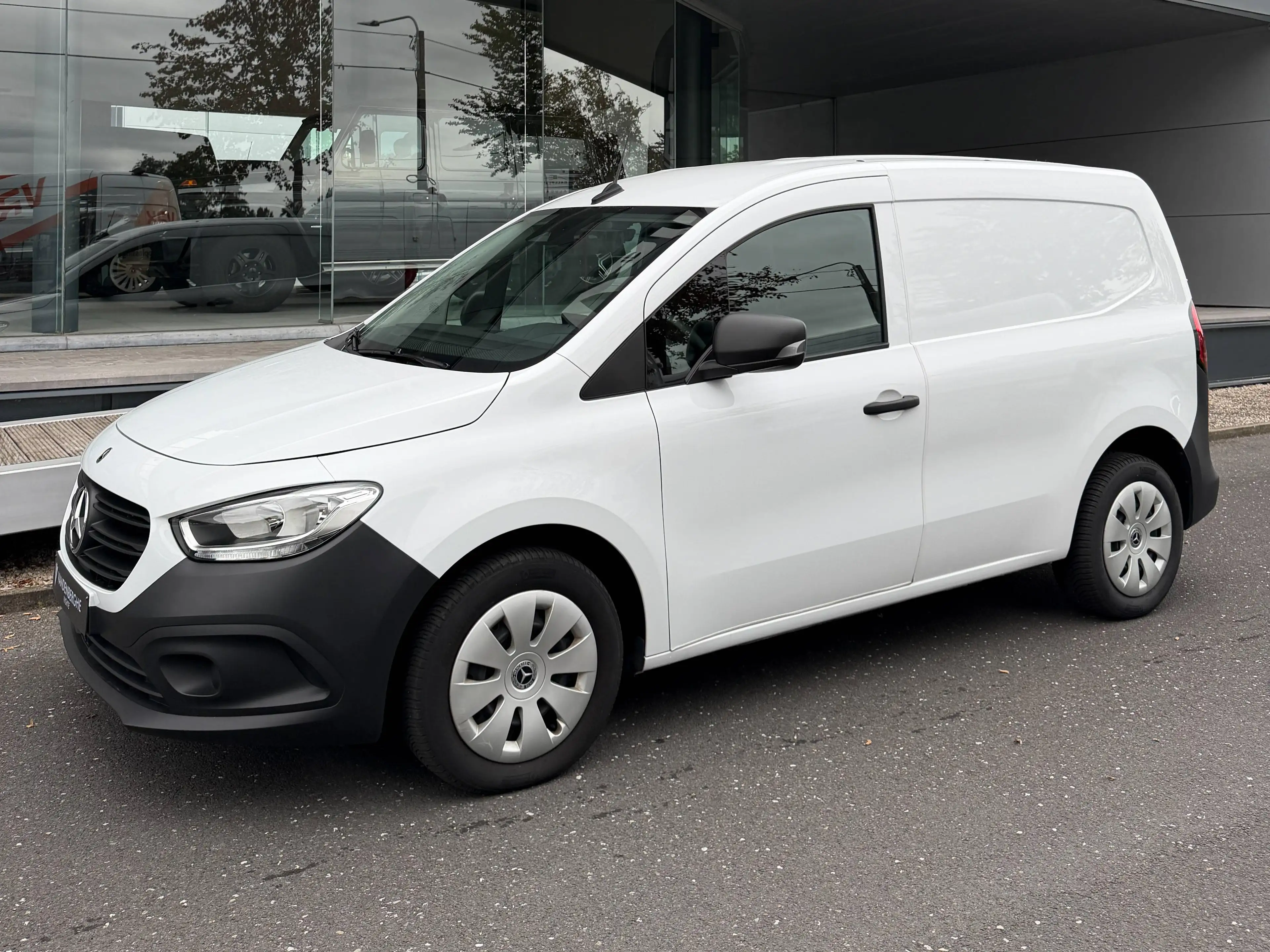Mercedes-Benz Citan 110 cdi Apple Carplay verwarmde zetels parkeersensoren- werkelijk als nieuw — photo 3