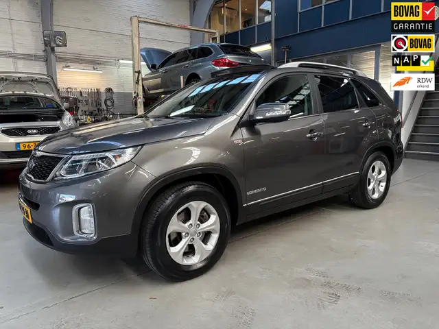 Kia Sorento 2.4 GDi Plus Pack | Trekhaak | Navigatie | Camera