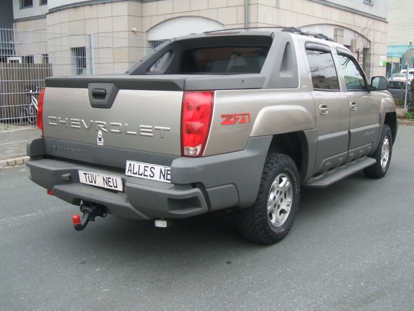 Chevrolet Avalanche 5,3-V8 Chevi-Z 71*GMC*Voll-Extras*TÜV-ALLES-NEU Bronze - 1