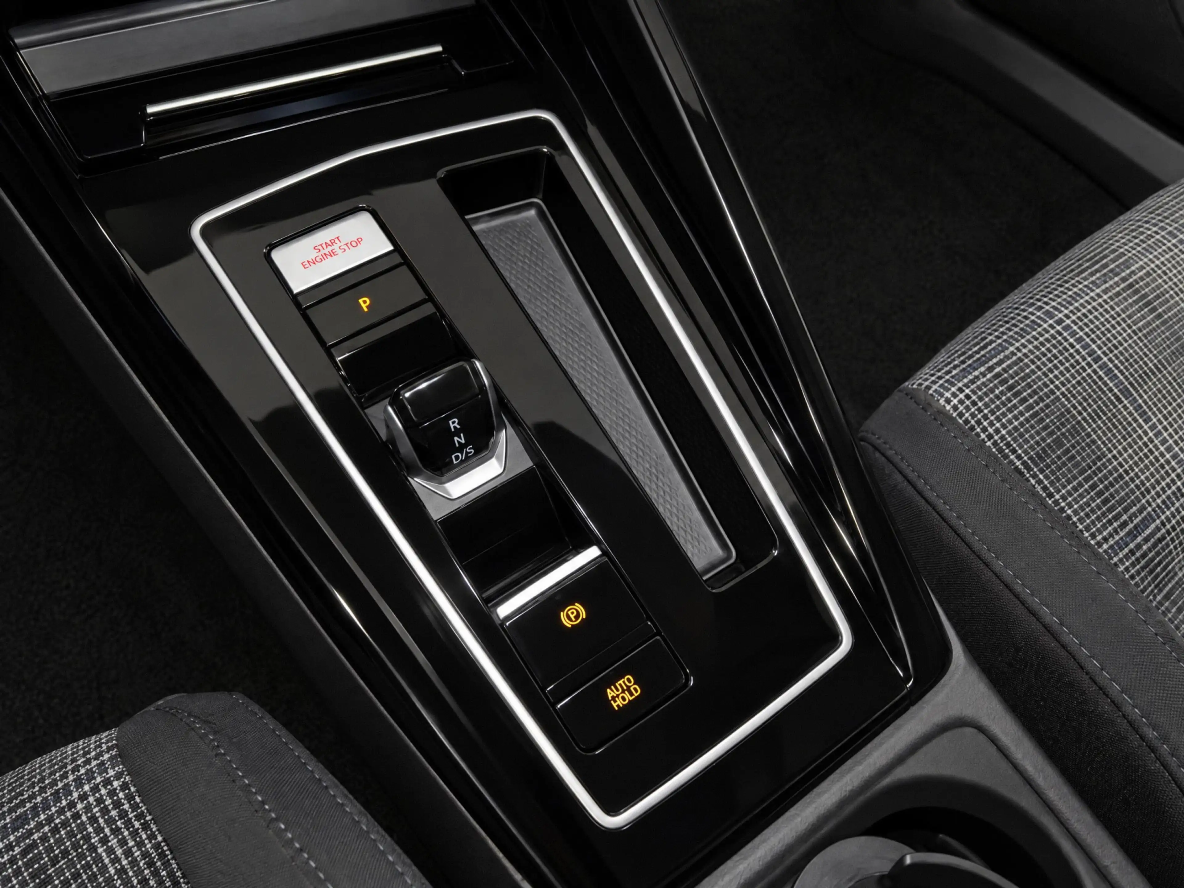 Volkswagen Golf GTE 1.4 eHybrid 245pk / IQ LED / App. Connect / Voorst — photo 14