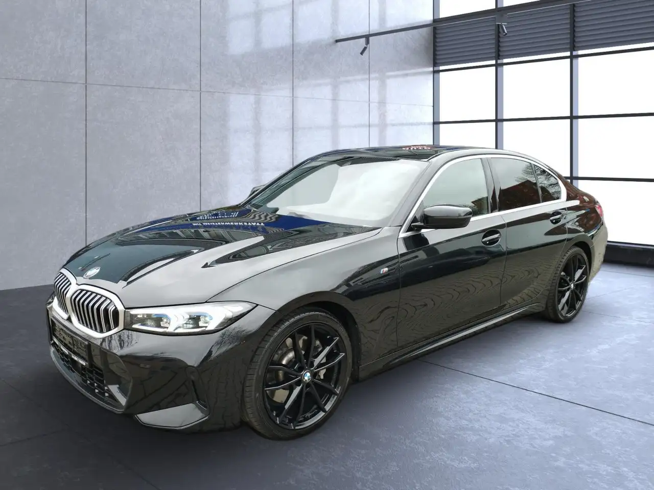 BMW 330