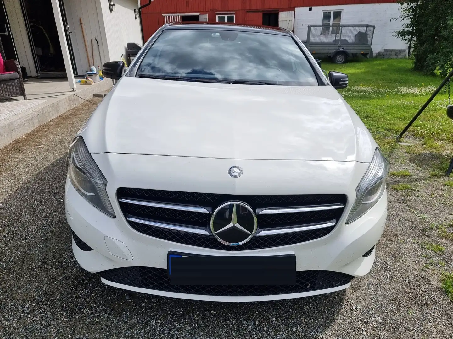 Mercedes-Benz A 200 A 200 d Urban Biały - 2