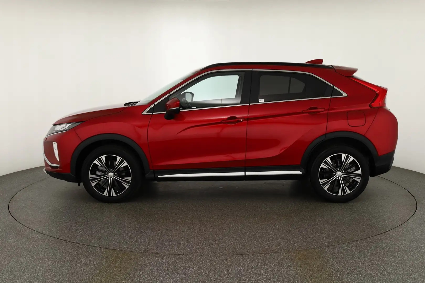 Mitsubishi Eclipse Cross 1.5 T-MIVEC Top 4WD LED Leder 360° Rot - 2