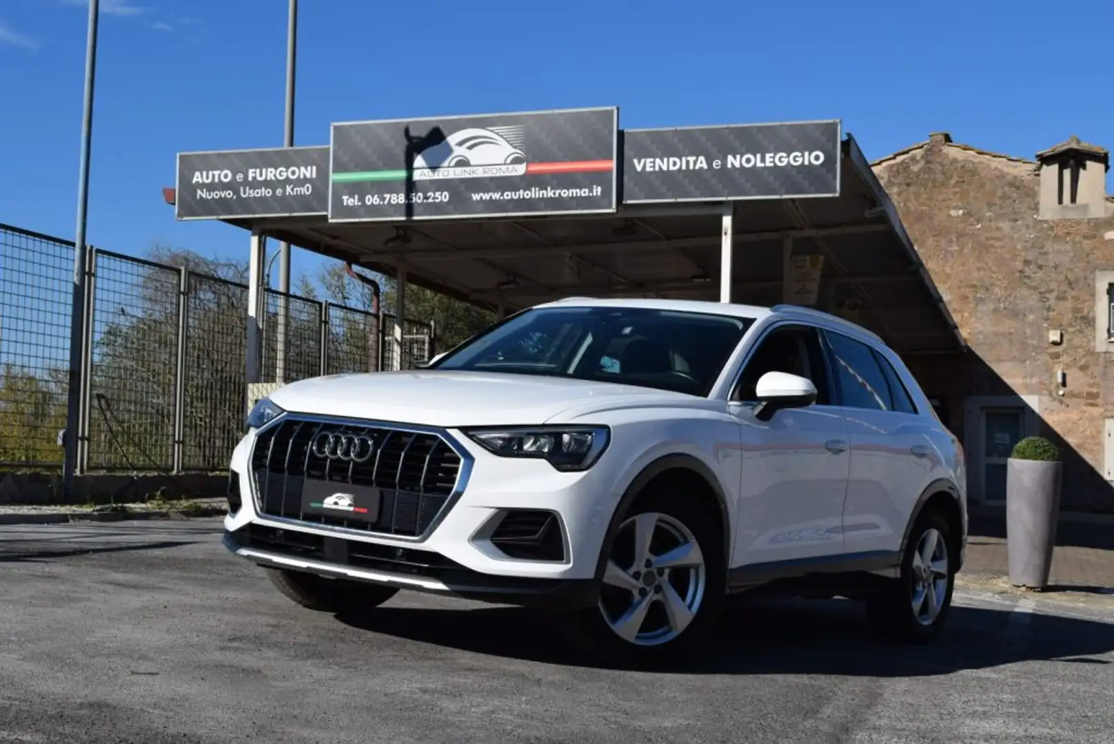 Audi Q3 35 TFSI Business Advanced 150CV Blanco - 2