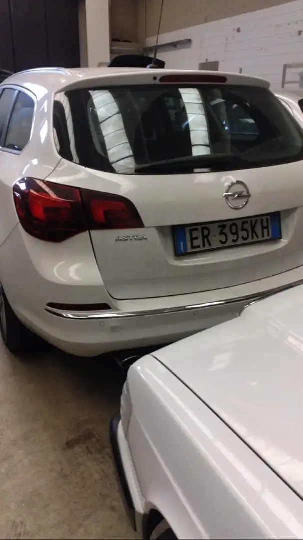 Opel Astra 5p 1.4 t Elective 140cv auto - 2