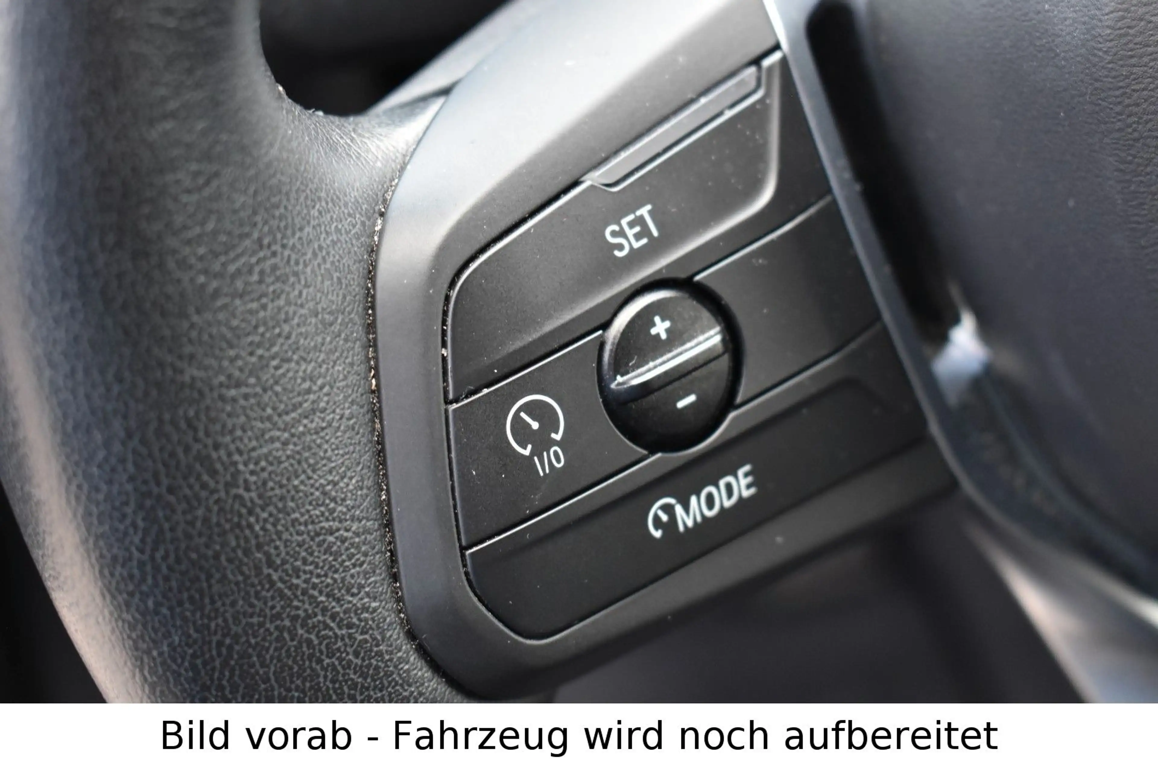 BMW iX1 30 xDrive Navi Keyless LED Parkassistent — photo 14