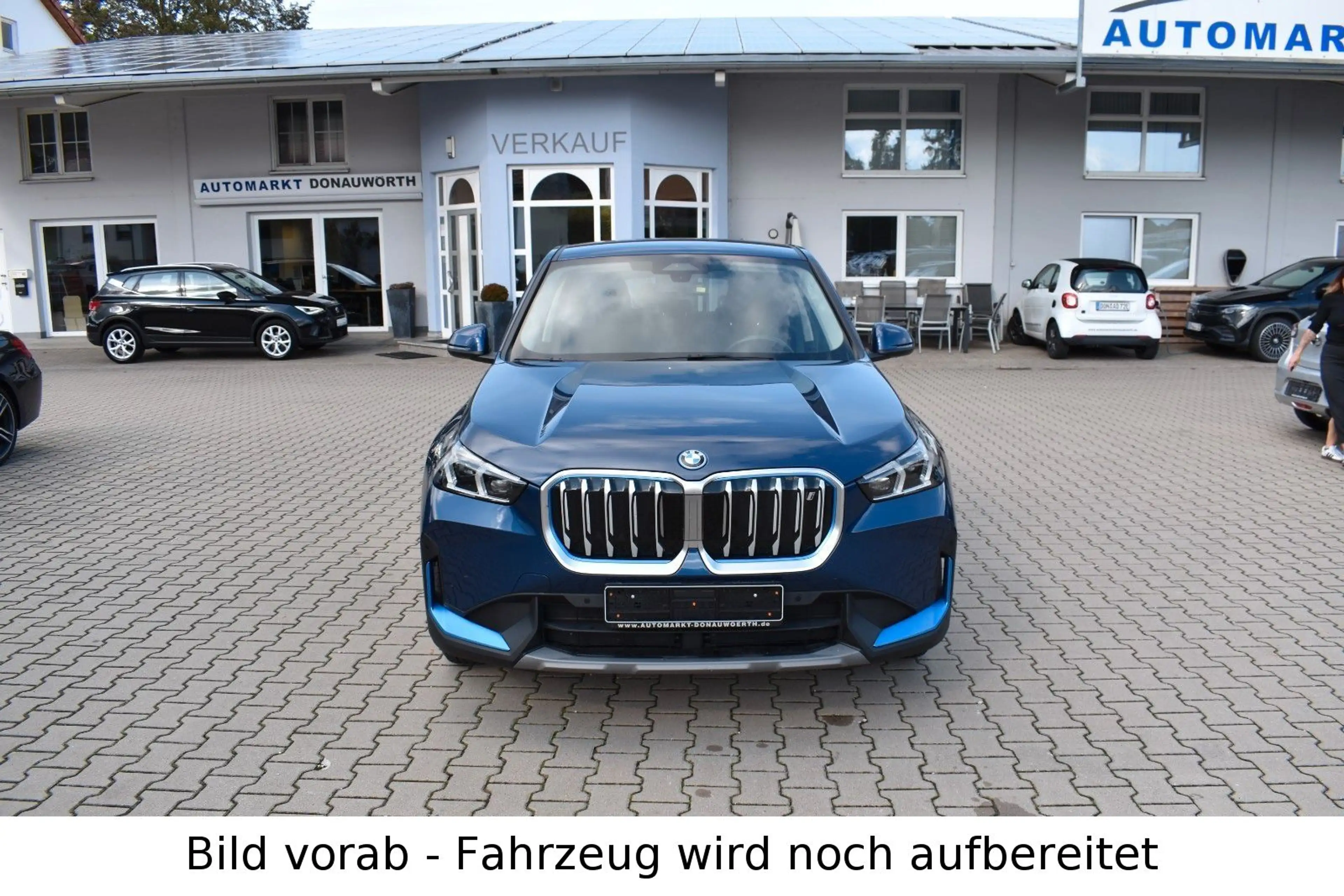 BMW iX1 30 xDrive Navi Keyless LED Parkassistent — photo 8