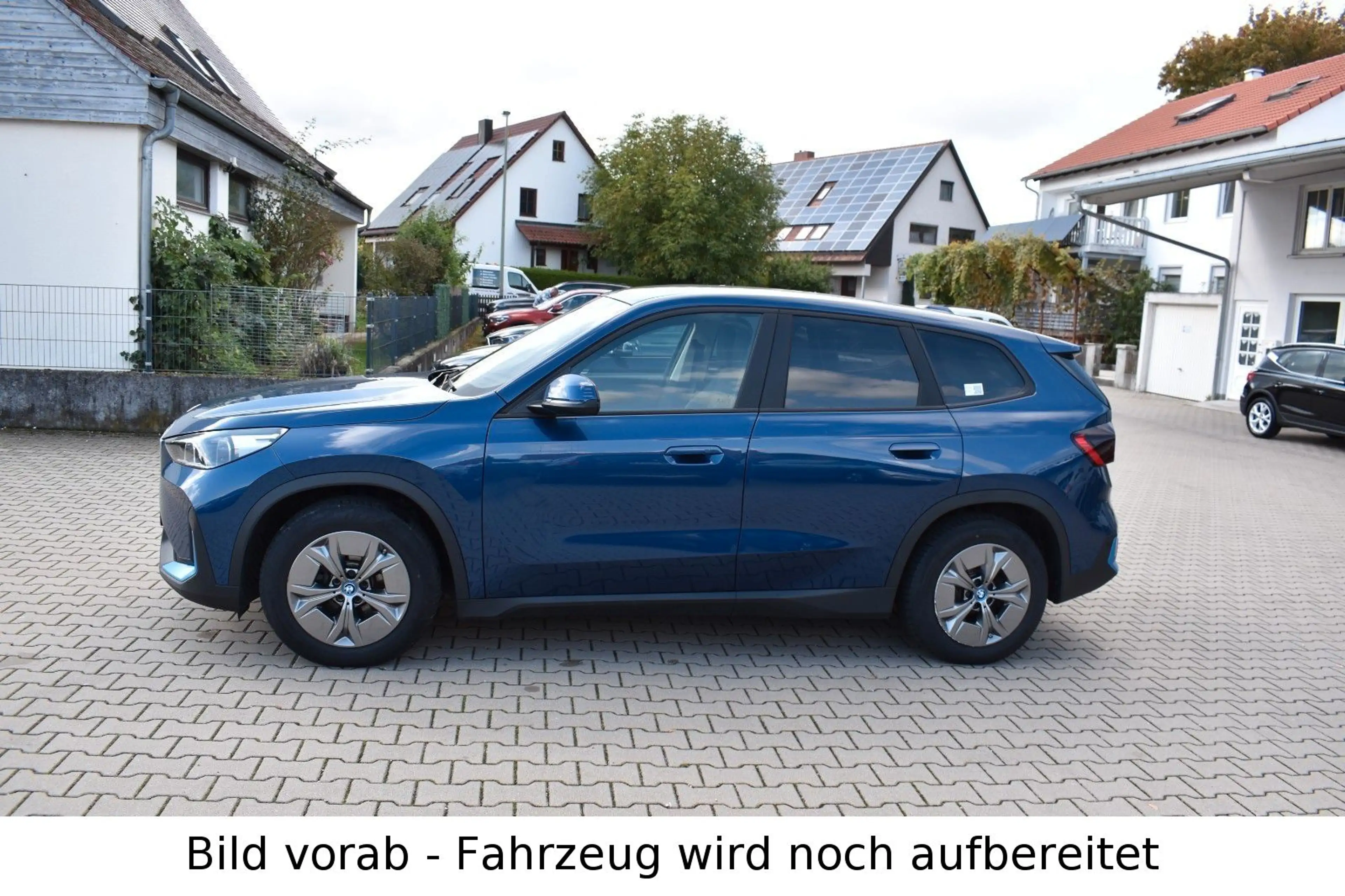 BMW iX1 30 xDrive Navi Keyless LED Parkassistent — photo 6