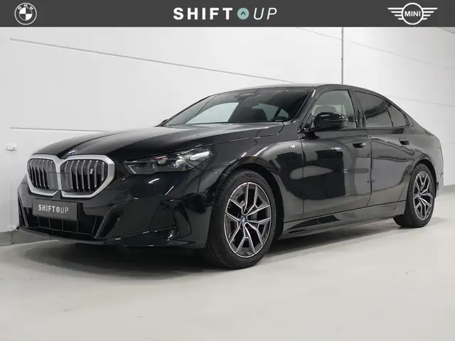 BMW i5 eDrive40 M-Sport | Panoramadak | CoPilot | Harman