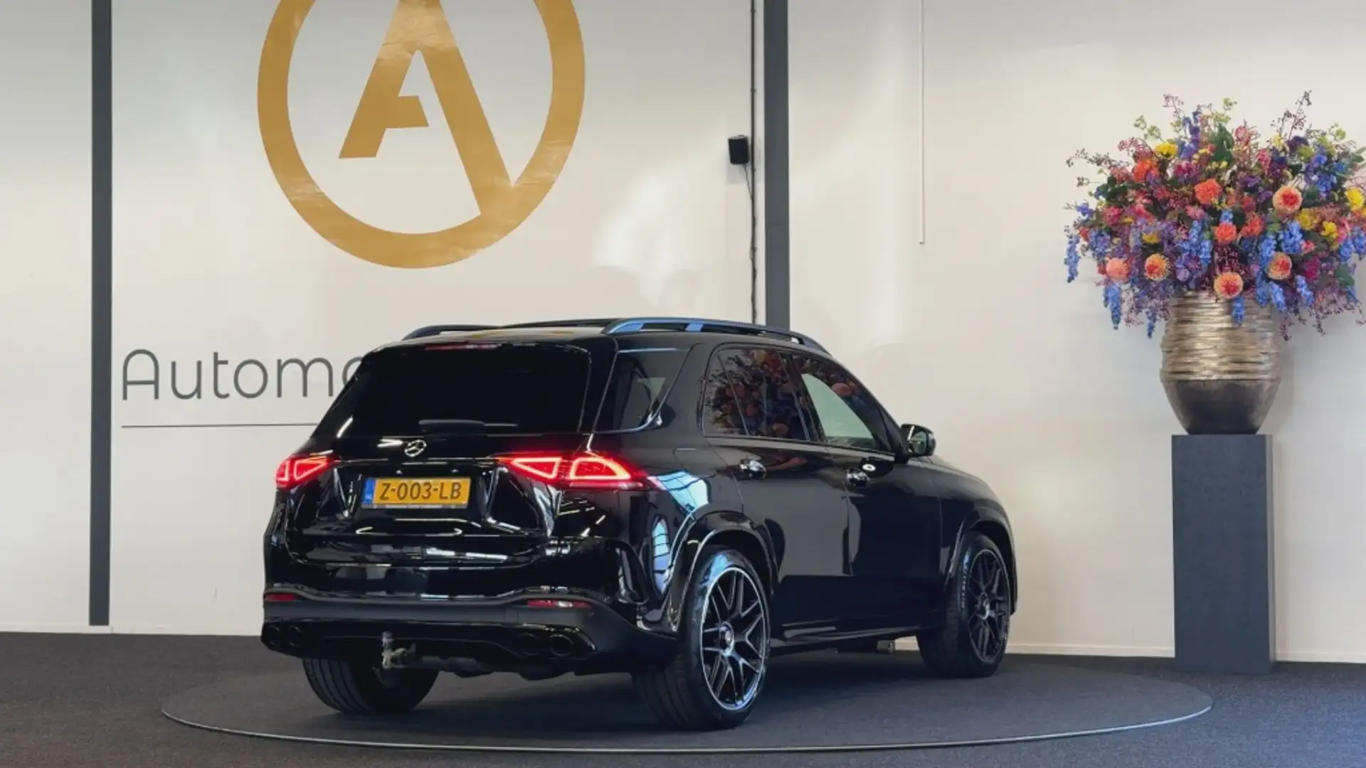 Mercedes-Benz GLE 53 AMG 4M+ Prem Plus | BURMESTER | EL. TREKHAAK | PANO | Чорний - 2