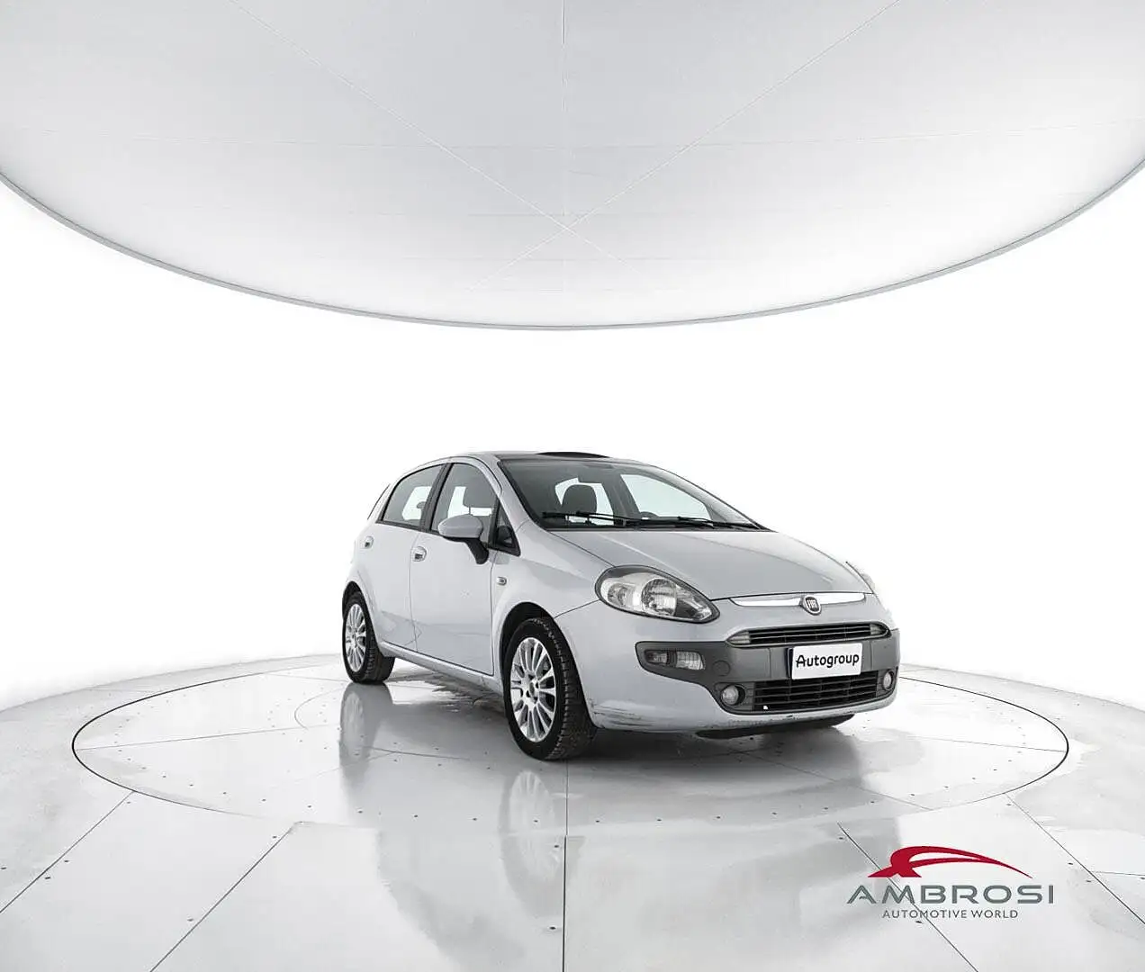 Fiat Punto Evo 1.4 5 porte Emotion GPL Gris - 2