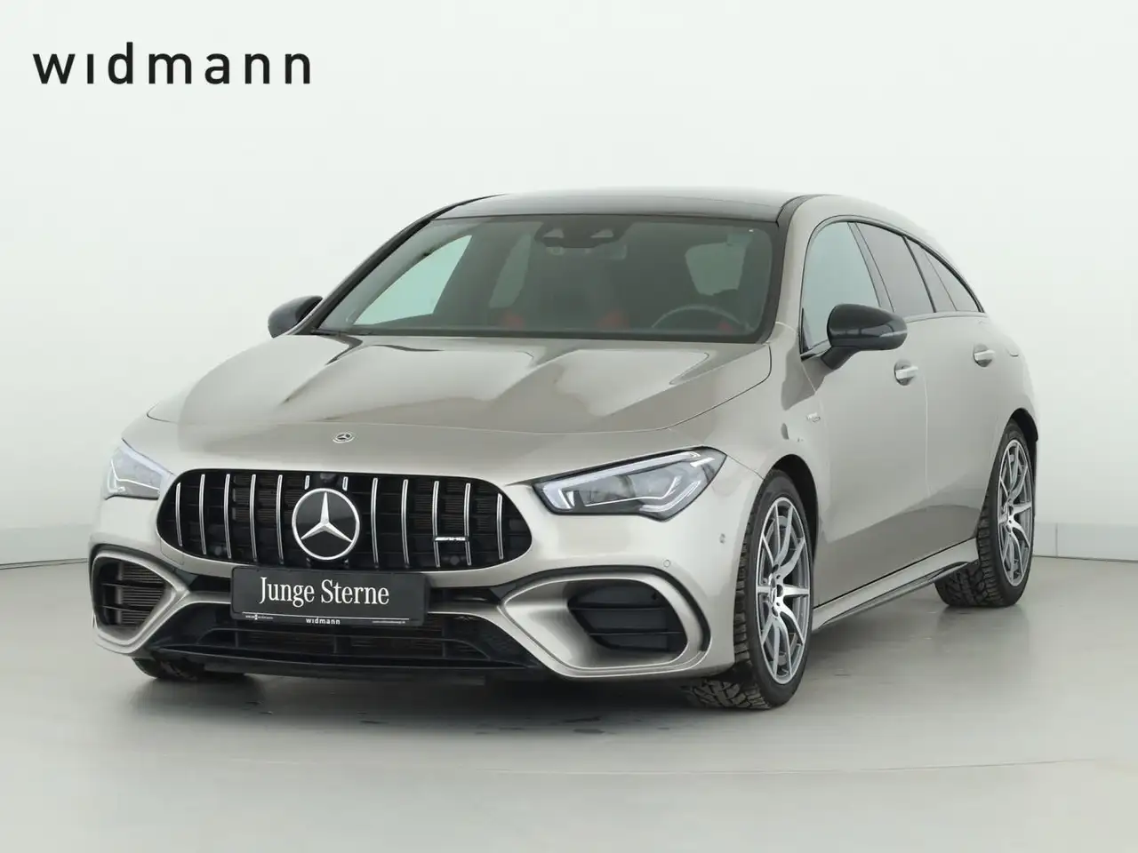Mercedes-Benz CLA 45 AMG