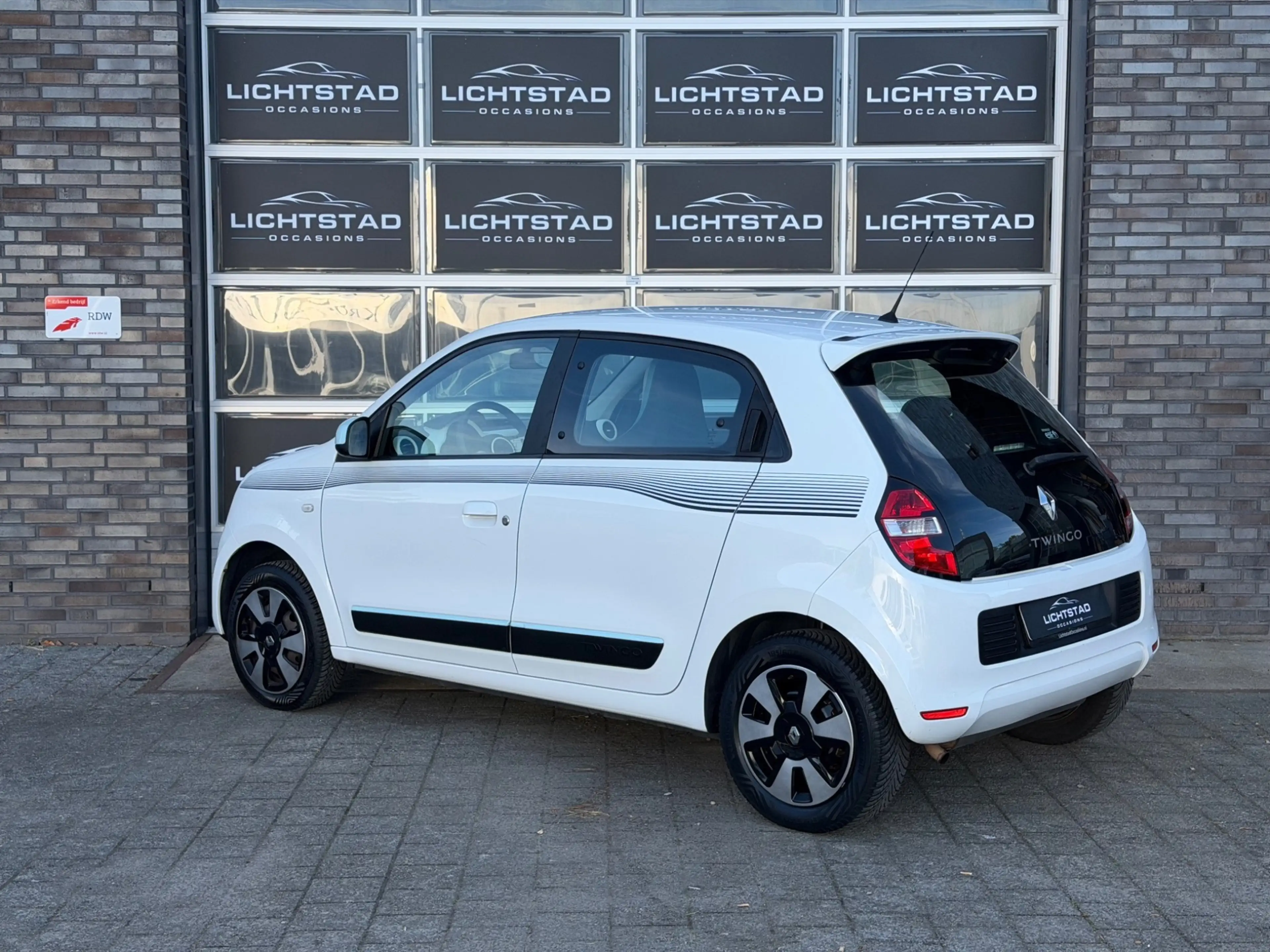Renault Twingo 1.0 SCe Collection AIRCO BLUETOOTH NIEUWE APK ONDE — photo 11