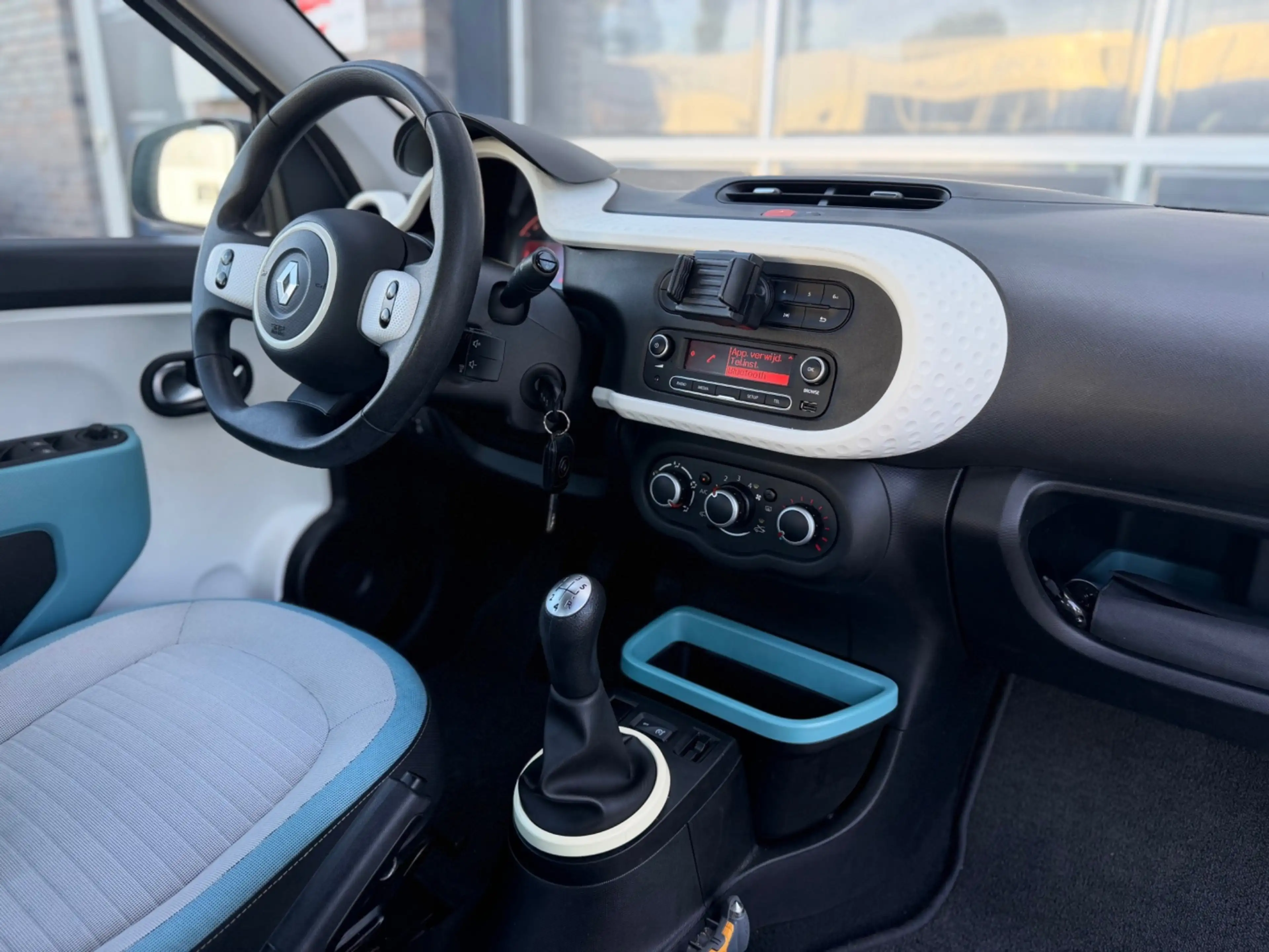 Renault Twingo 1.0 SCe Collection AIRCO BLUETOOTH NIEUWE APK ONDE — photo 5