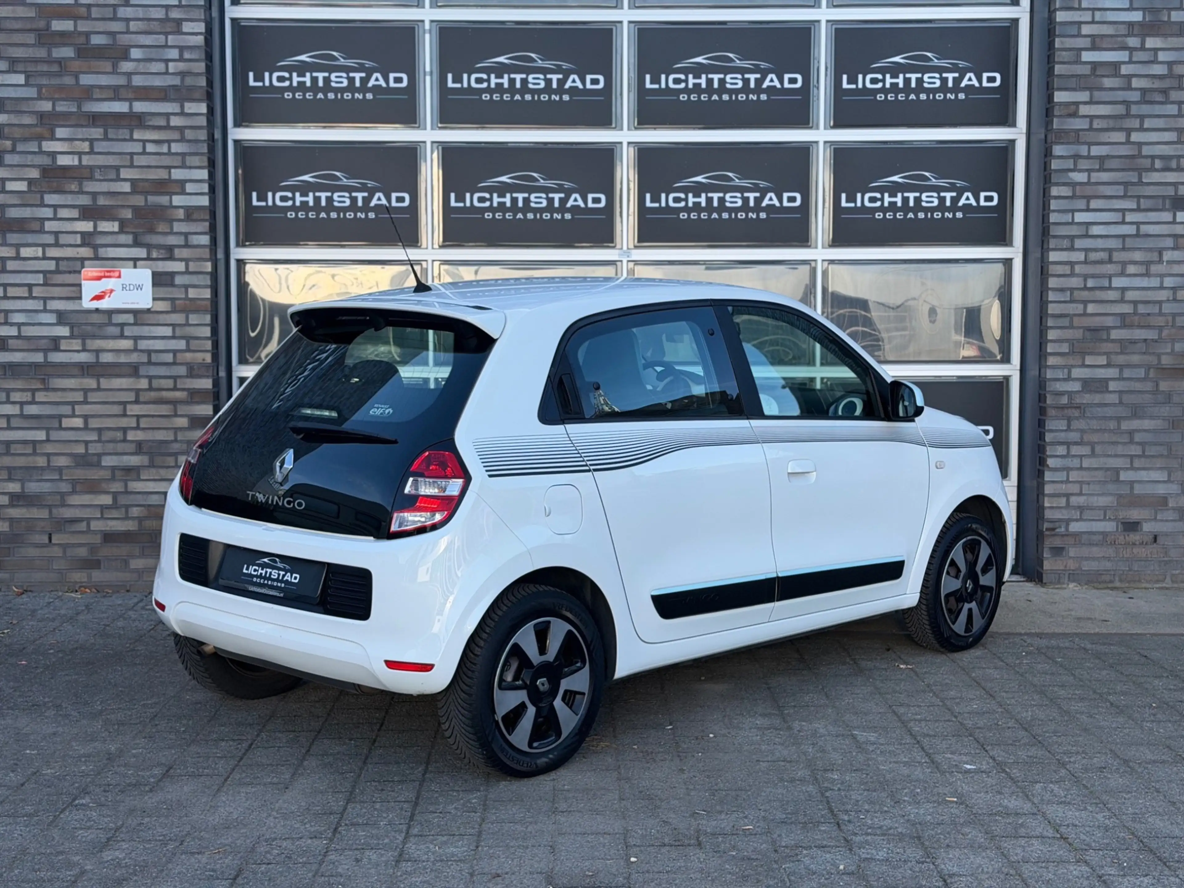 Renault Twingo 1.0 SCe Collection AIRCO BLUETOOTH NIEUWE APK ONDE — photo 12