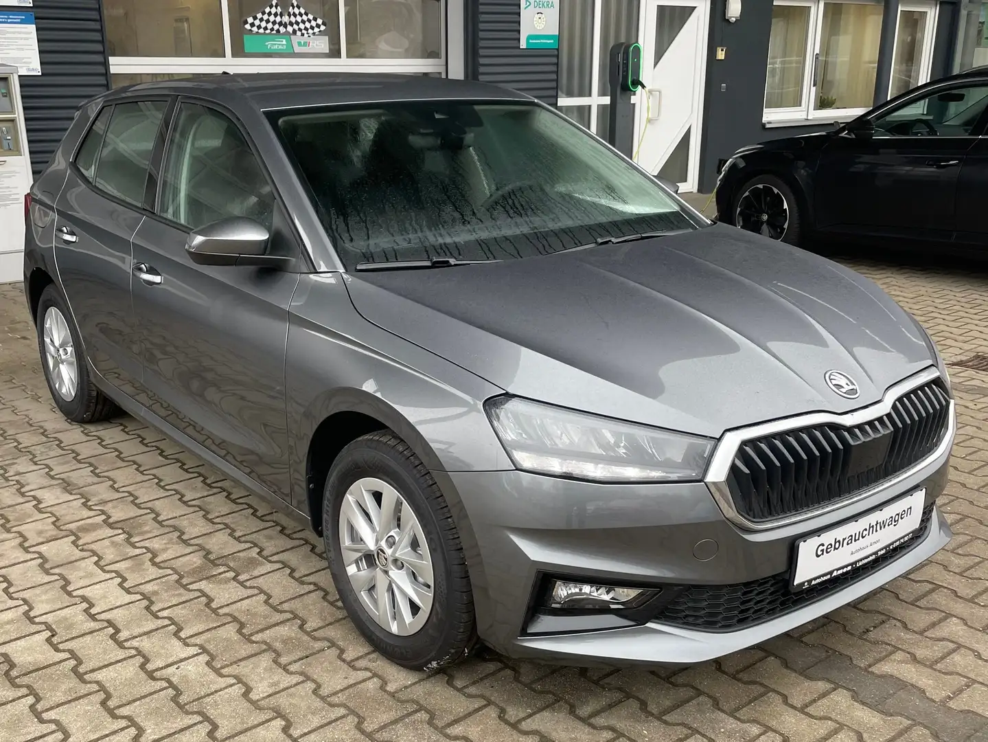 Skoda Fabia 1.0 MPI Selection Gris - 2