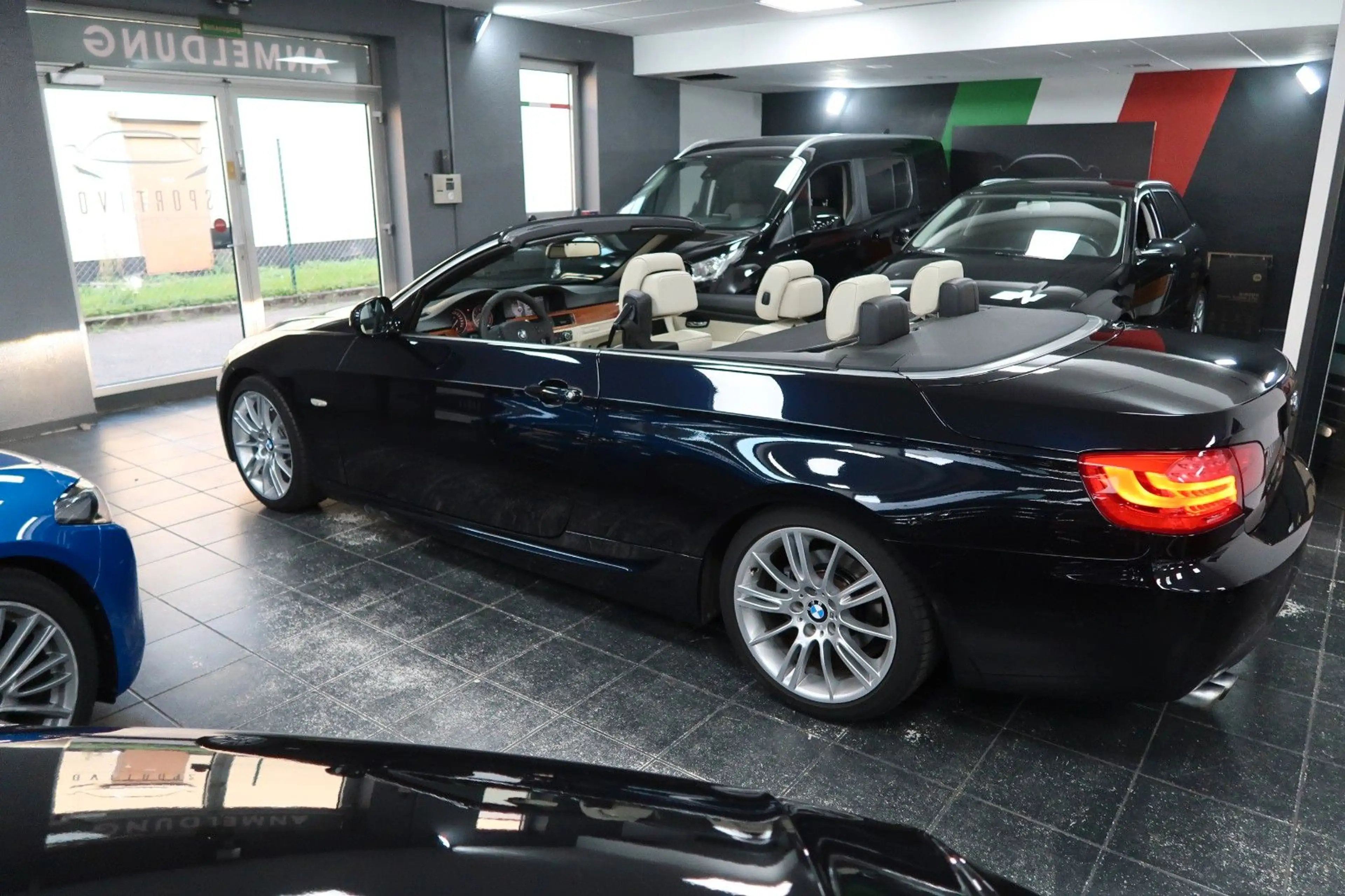 BMW 325 i Cabrio*M-Sport*Leder*Navi*Xenon*1Hand*Pdc* — photo 7