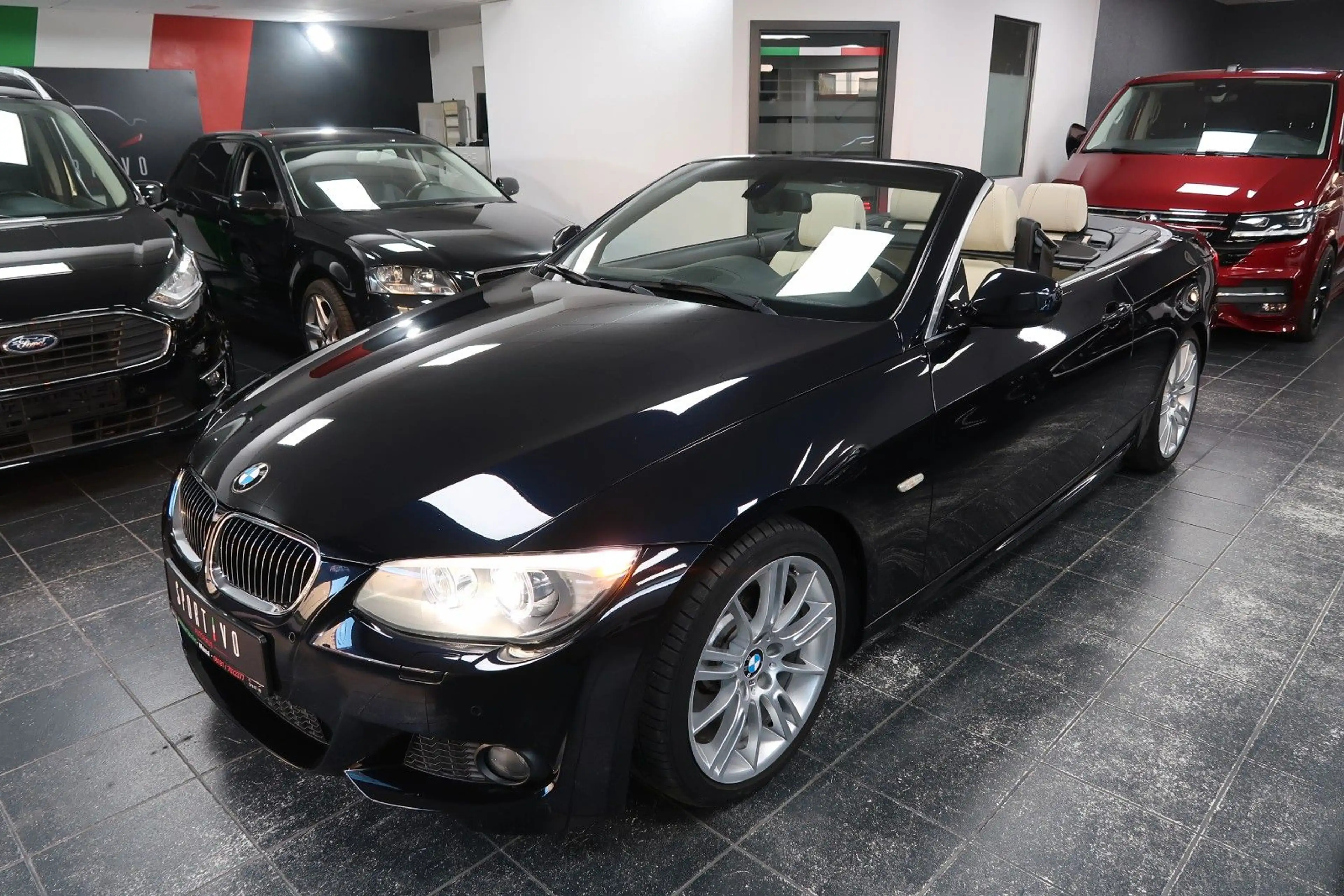 BMW 325 i Cabrio*M-Sport*Leder*Navi*Xenon*1Hand*Pdc*