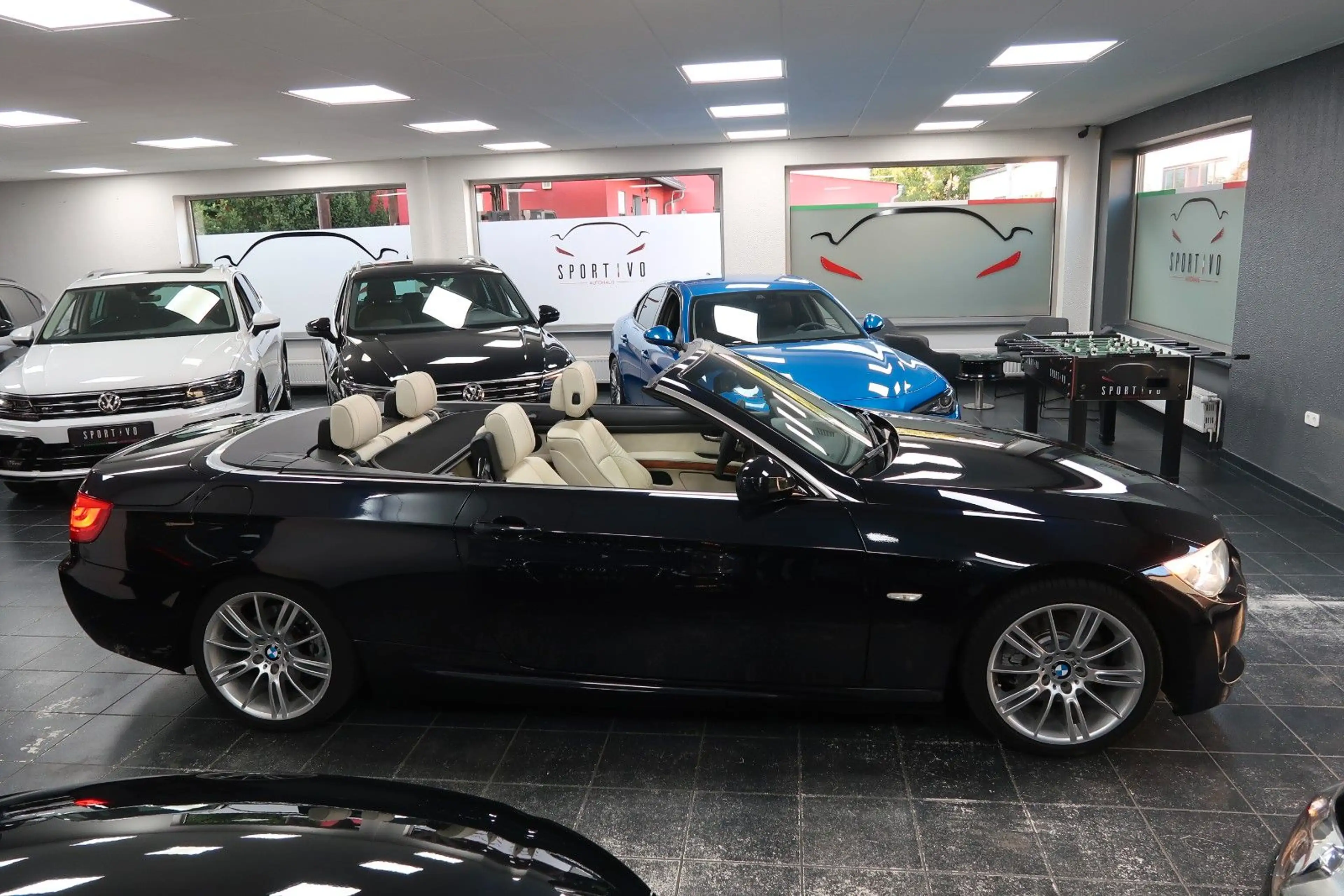 BMW 325 i Cabrio*M-Sport*Leder*Navi*Xenon*1Hand*Pdc* — photo 6