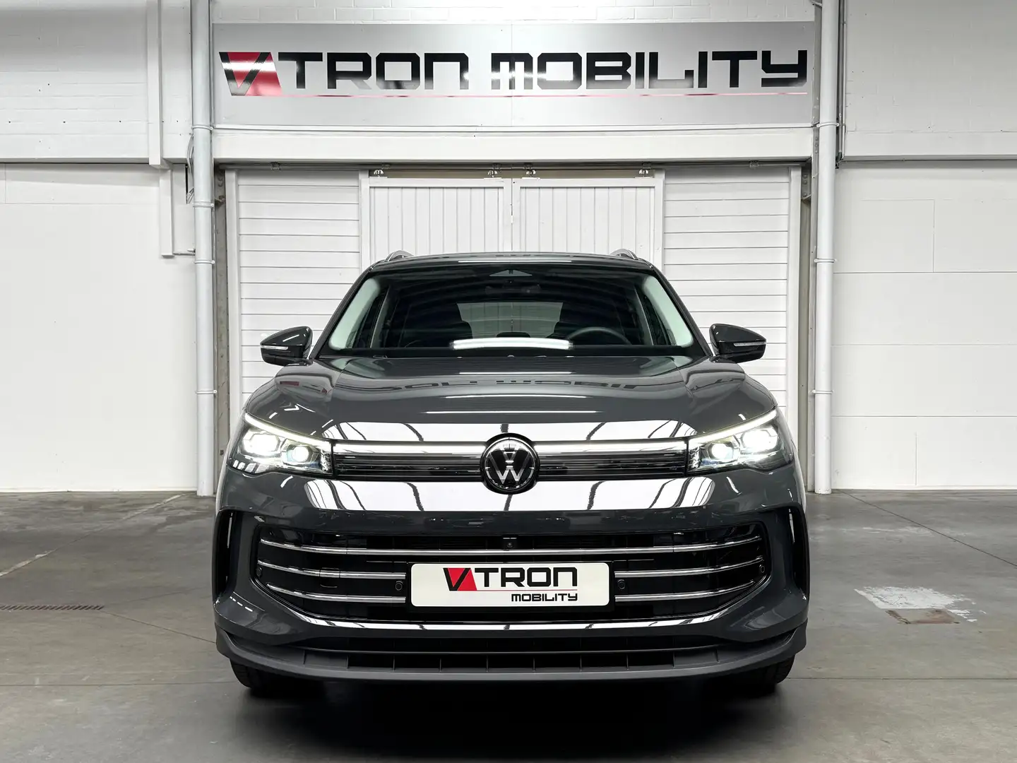 Volkswagen Tiguan Tiguan 1.5eTSI DSG Elegance 360°CAM*CARPLAY*ACC Grigio - 2