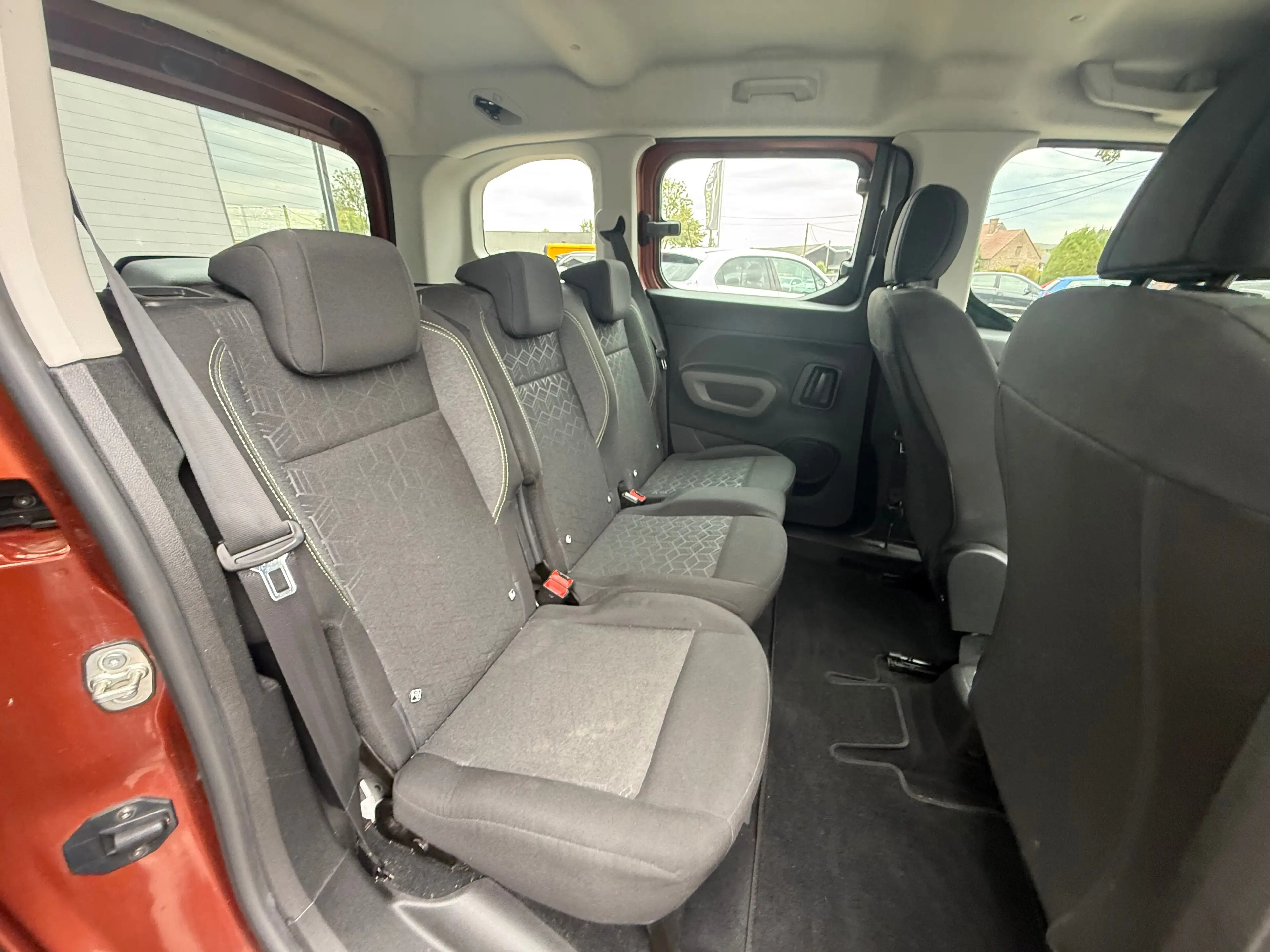 Peugeot Rifter Rifter 1.2T GPS,CRUISE,CLIM,RADARS… — photo 8