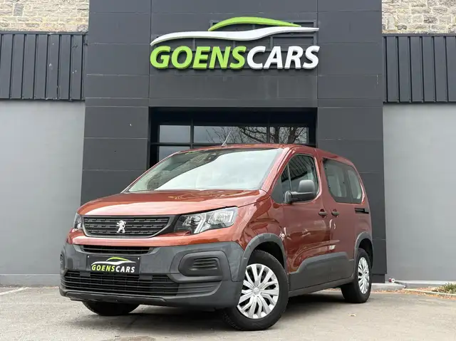 Peugeot Rifter Rifter 1.2T GPS,CRUISE,CLIM,RADARS…