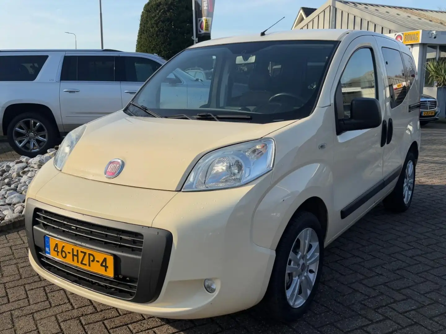 Fiat Qubo 1.4 Dynamic Benzine 5-Persoons 2-Schuifdeur Nemo B Alb - 1