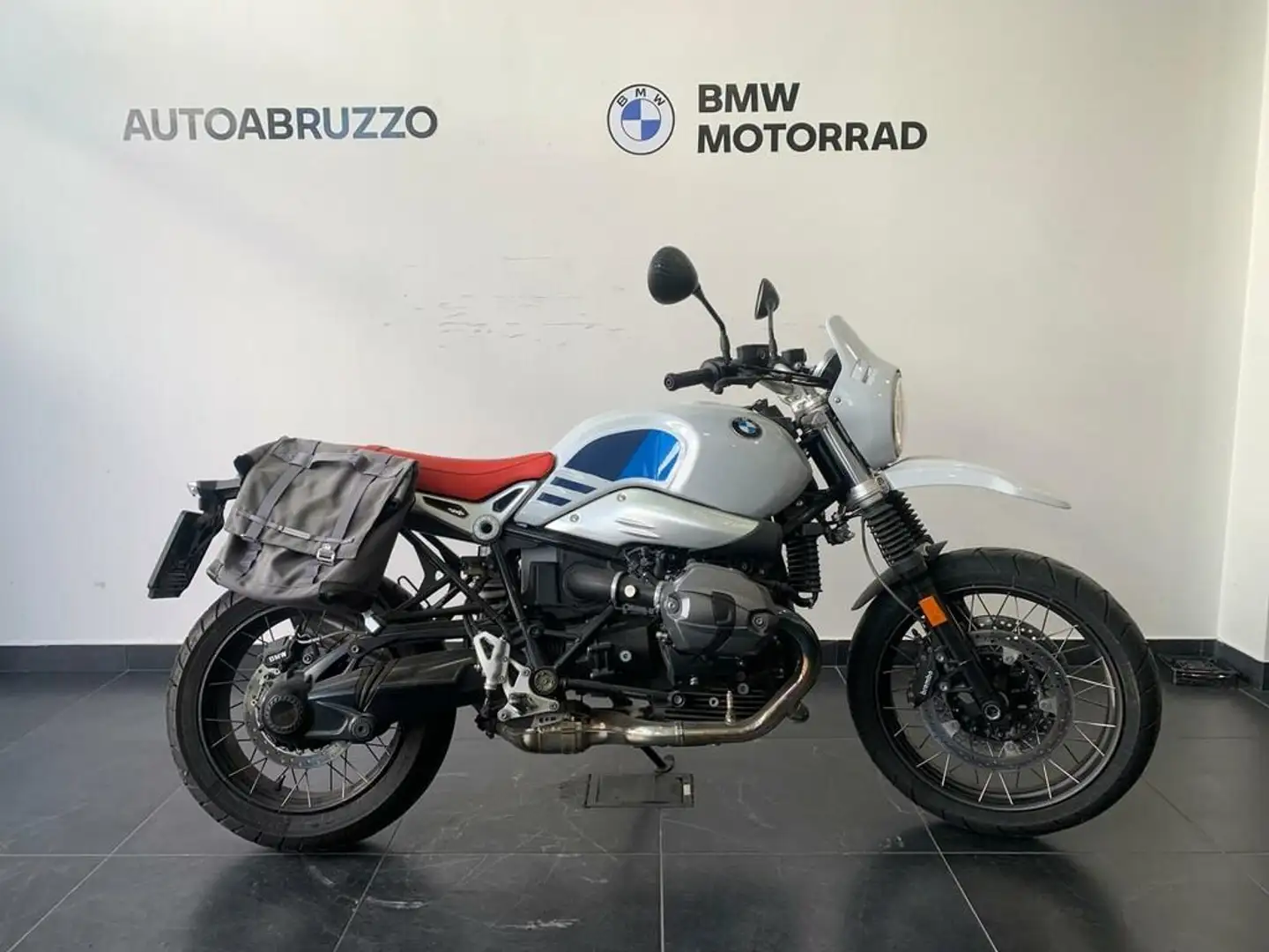 BMW R nineT 1200 Urban G/S Abs my17 Wit - 1