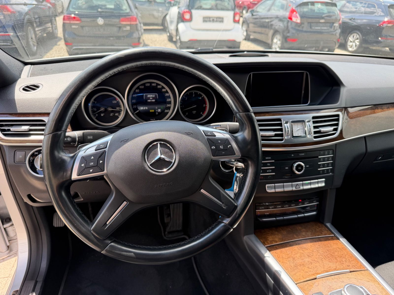 Mercedes-Benz E 350 CDI BlueTec Limousine Euro6 Kamera — photo 11