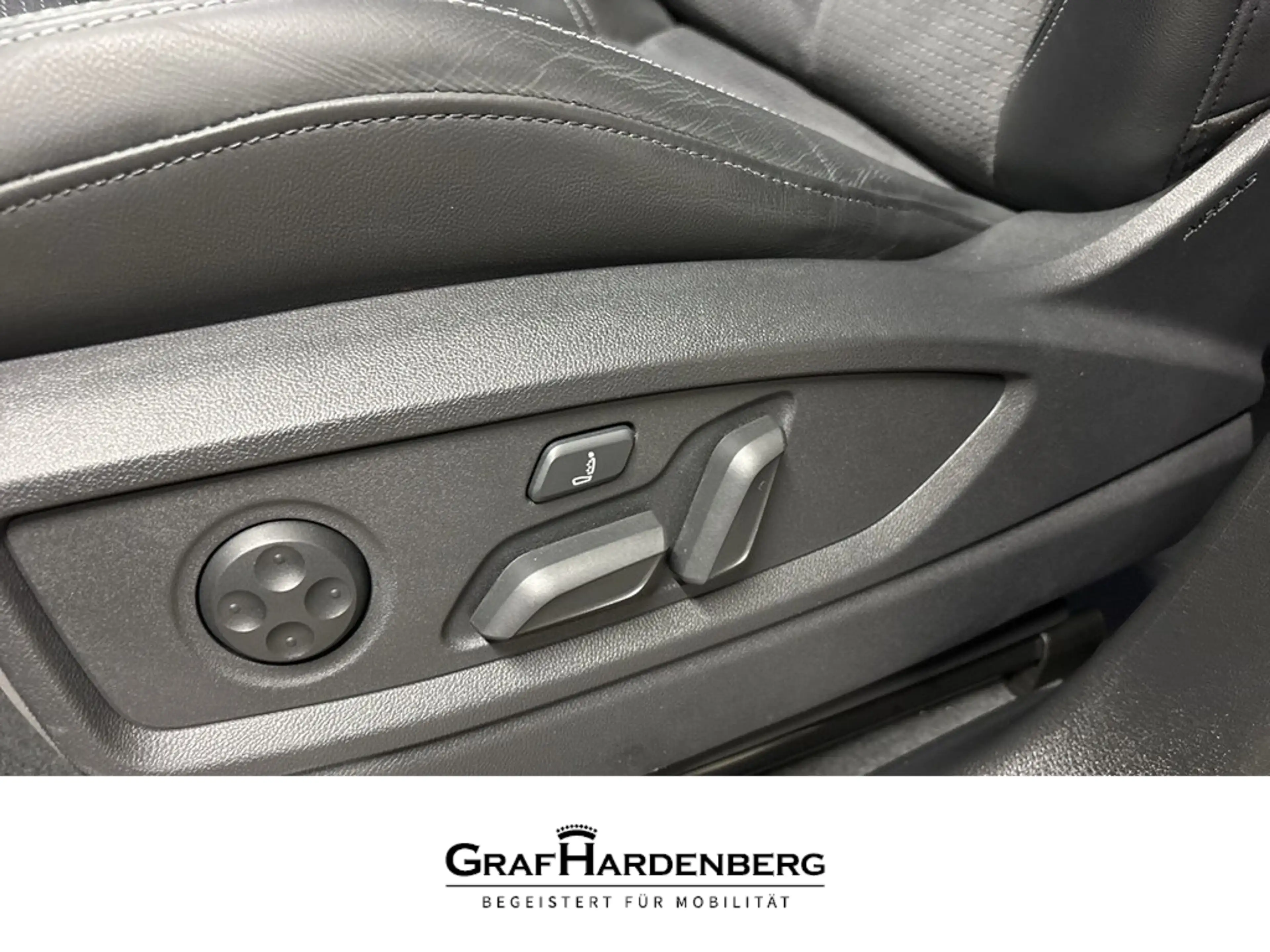 Audi Q5 Sportback 50 TDI quattro S line Matrix B&O HUD Luf — photo 11