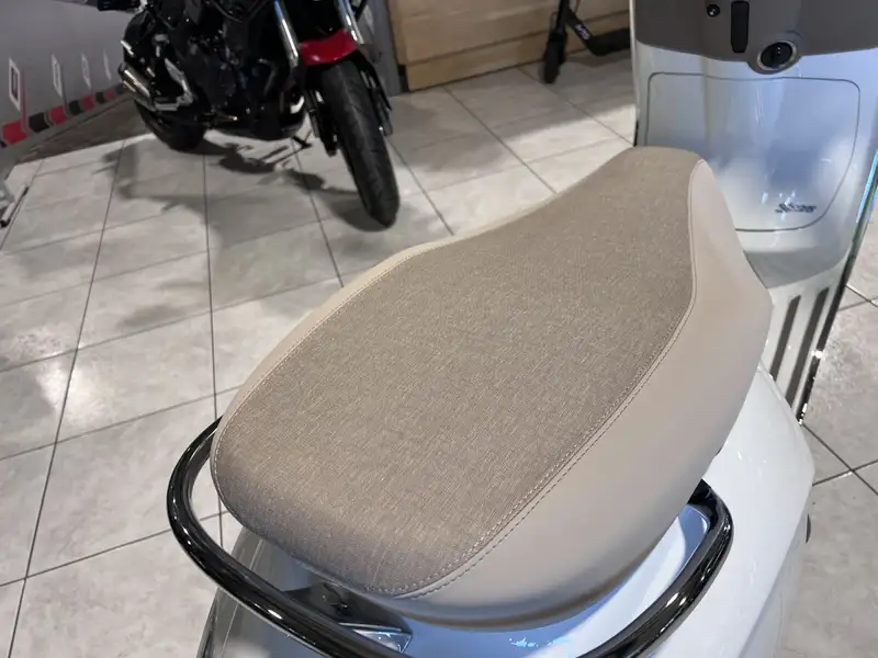 Vespa Primavera - foto 5