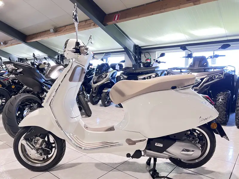 Vespa Primavera - foto 4