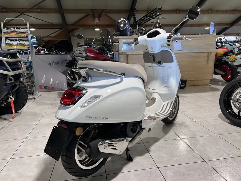 Vespa Primavera - foto 3