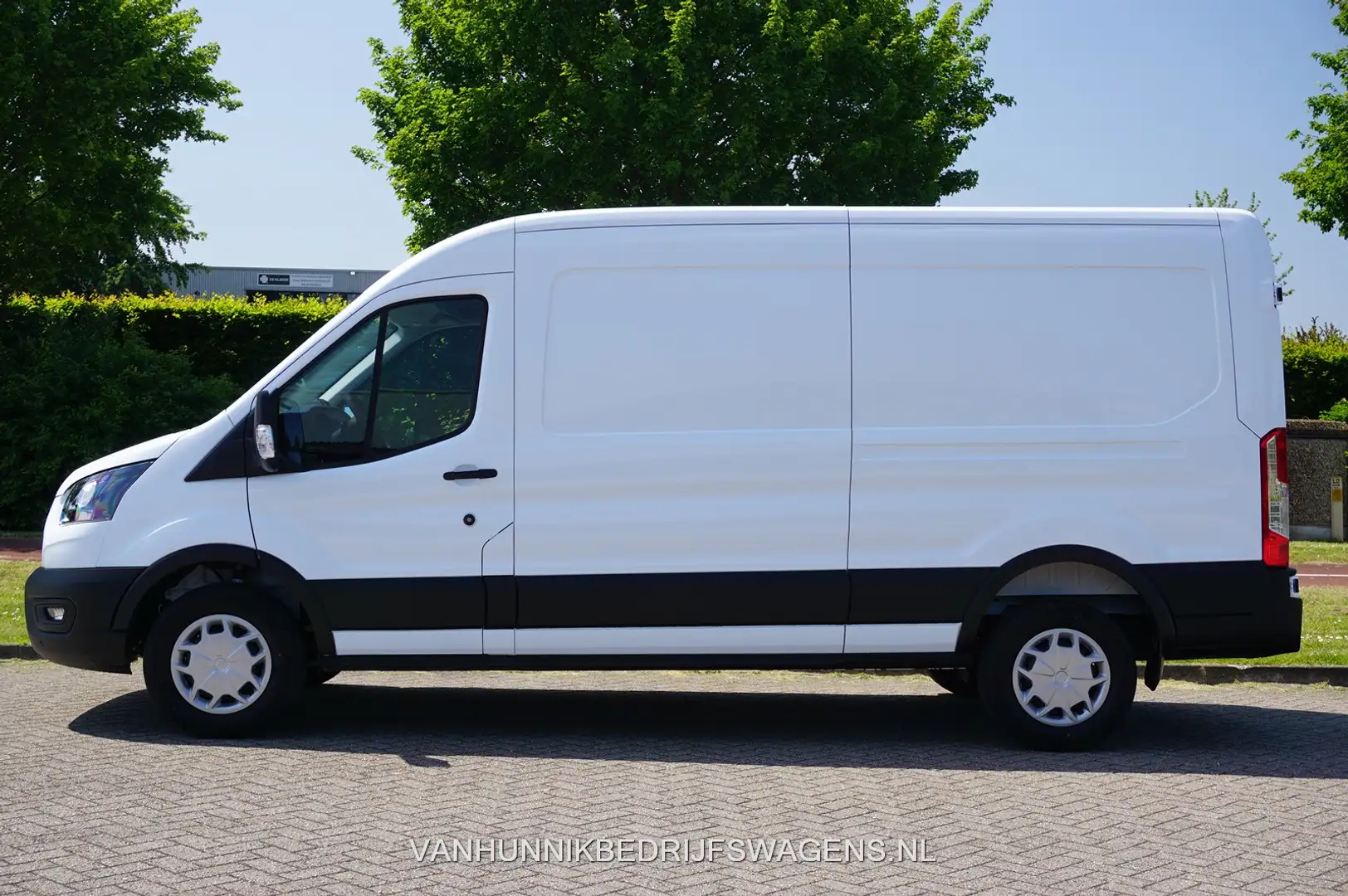 Ford Transit 350L 130PK L3H2 BPM VRIJ!! Airco, Cruise, Camera, Wit - 2
