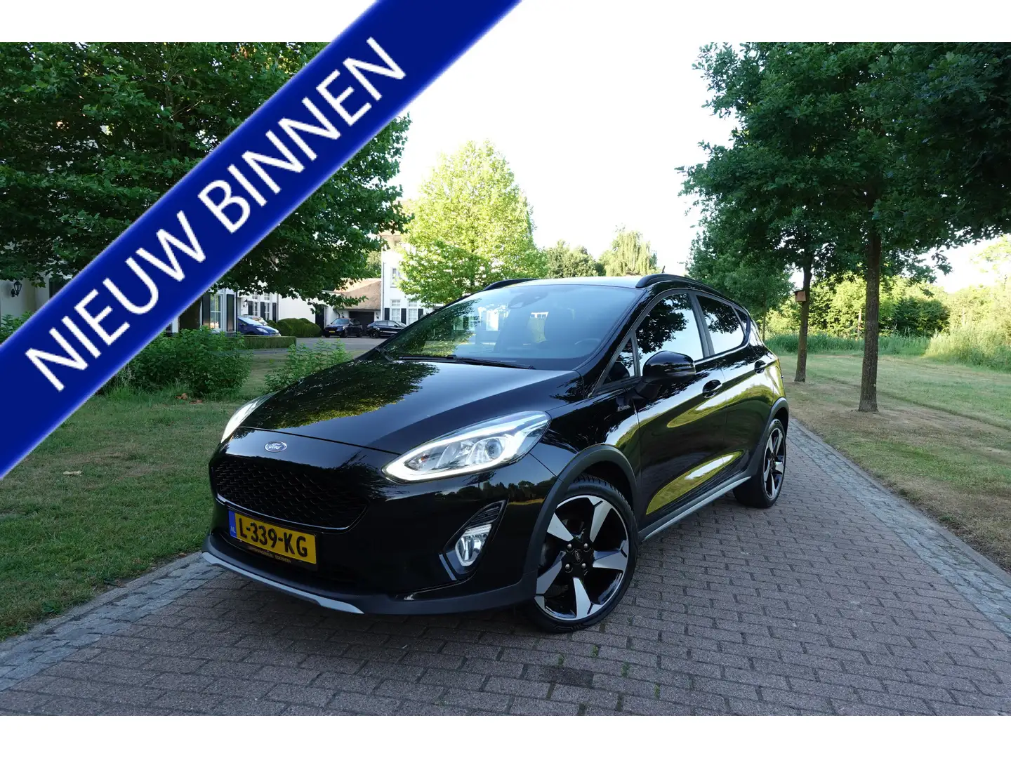 Ford Fiesta 1.0 EcoBoost Active X CarPlay | LED | Bluetooth | Zwart - 1