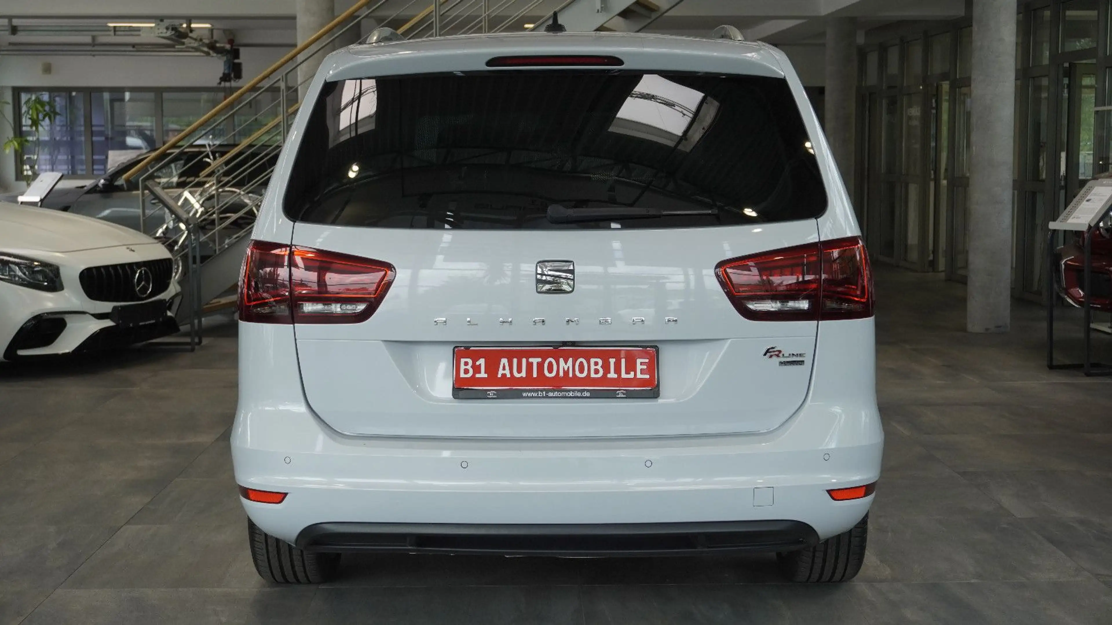 SEAT Alhambra FR-Line Allrad*7SITZE*AHK*STHZ*ACC — photo 5
