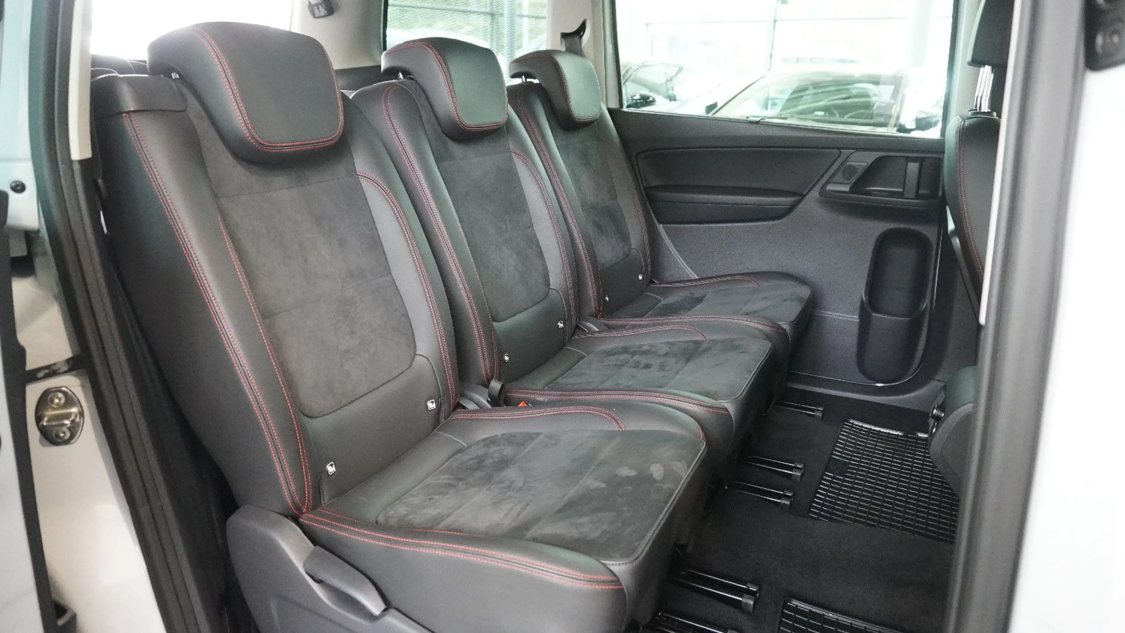 SEAT Alhambra FR-Line Allrad*7SITZE*AHK*STHZ*ACC — photo 10