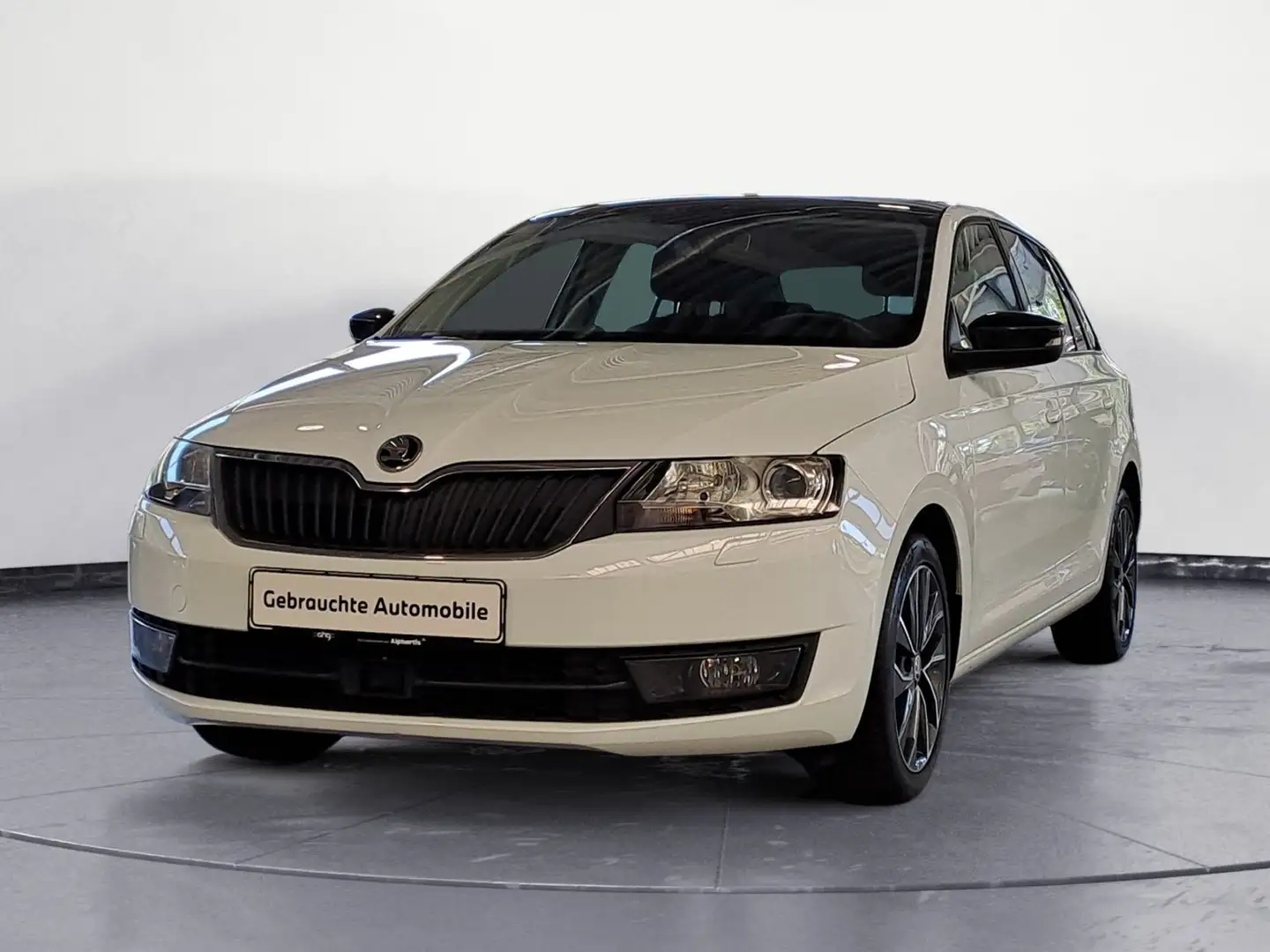 Skoda Rapid/Spaceback 1.2 TSI DSG Panoramadach Xenon PDC Kurvenl Weiß - 2