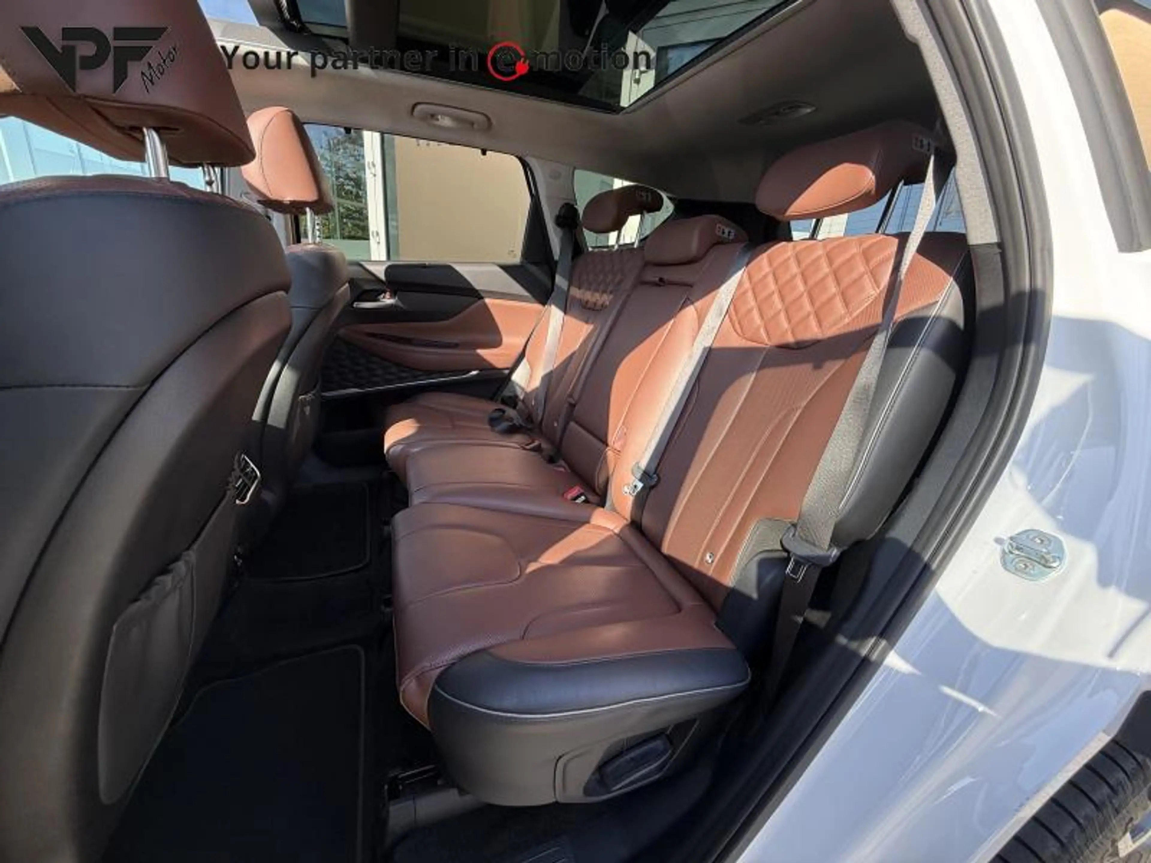 Hyundai SANTA FE Shine Sensation Plug-in hybrid — photo 9