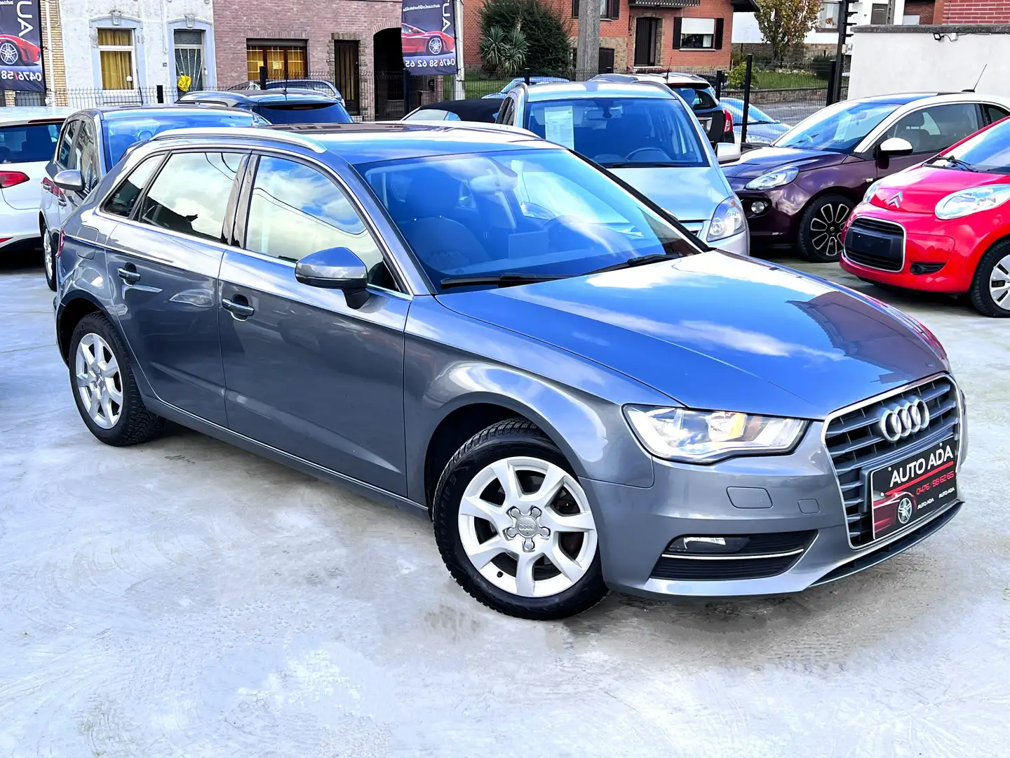 Audi A3 1.6 TDi Attraction S tronic--EURO 6--AIRCO--GPS-- Gris - 2